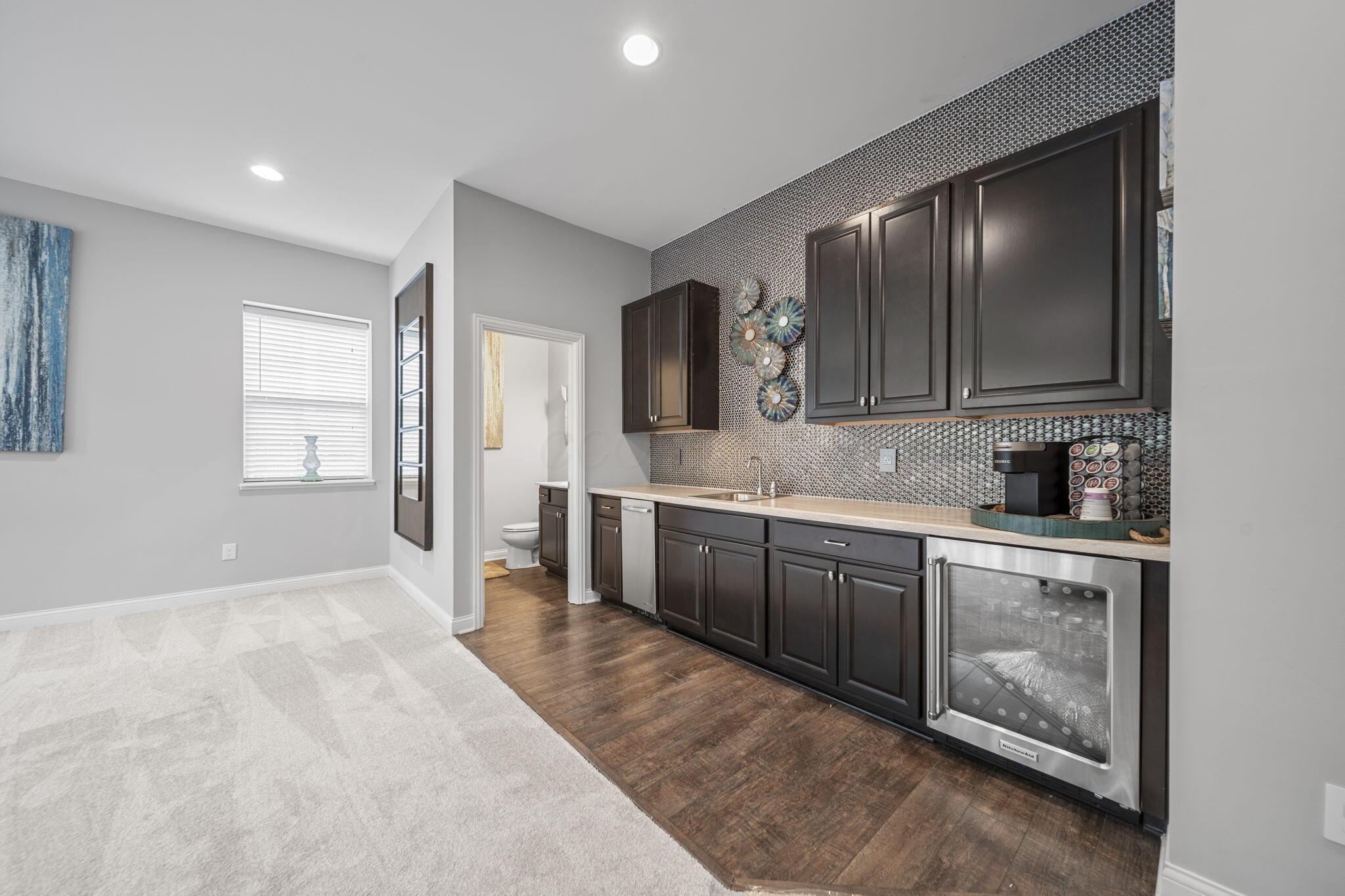 2462 Triple Crown Crossing