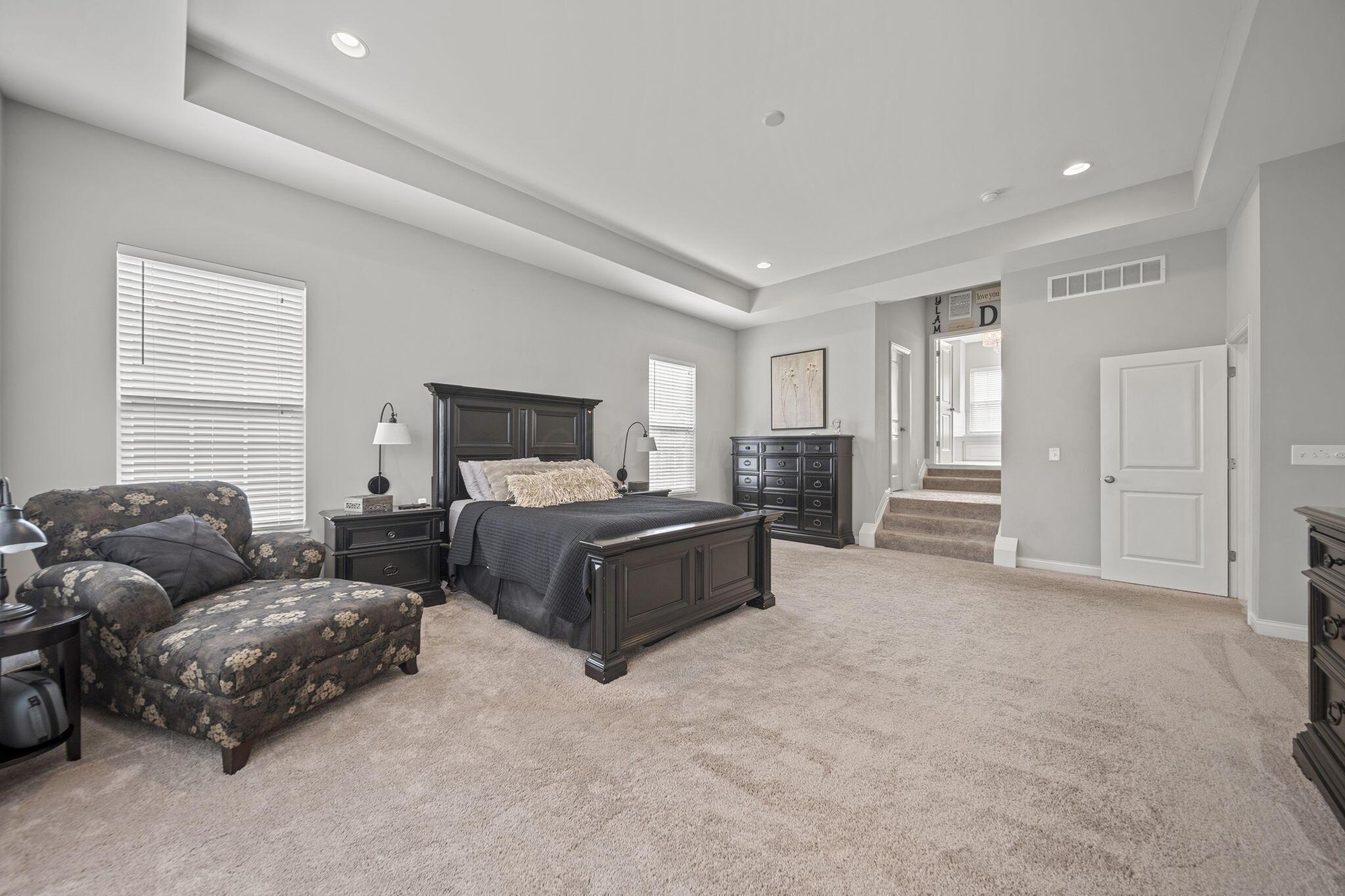 2462 Triple Crown Crossing