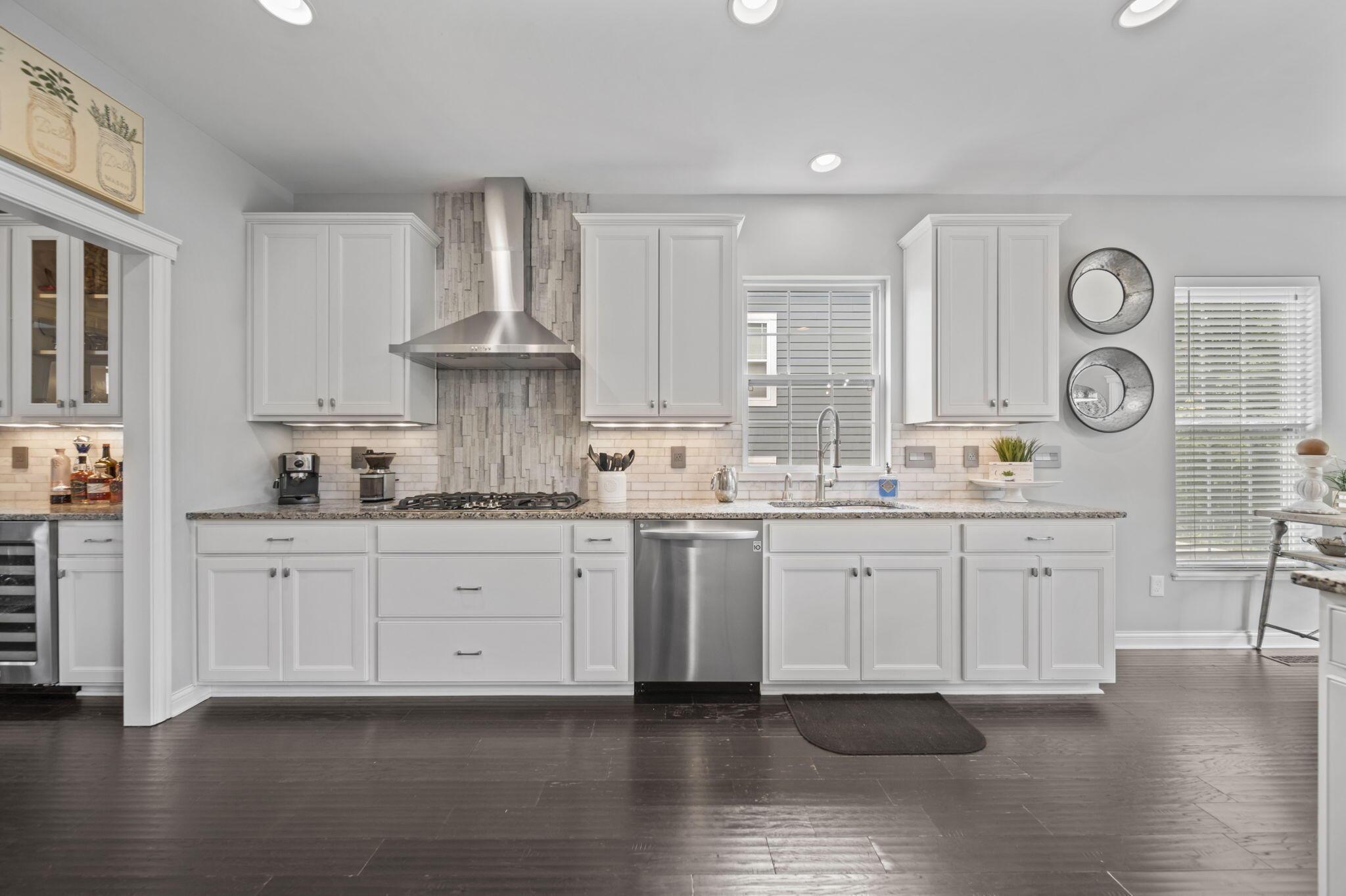 2462 Triple Crown Crossing