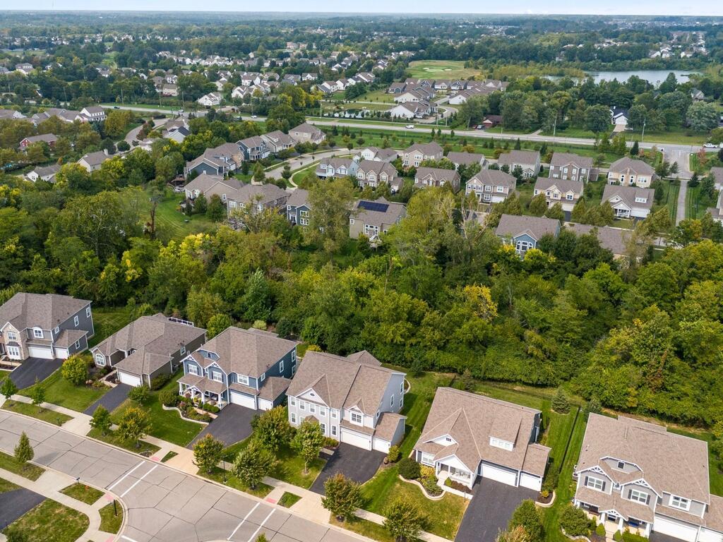 2462 Triple Crown Crossing