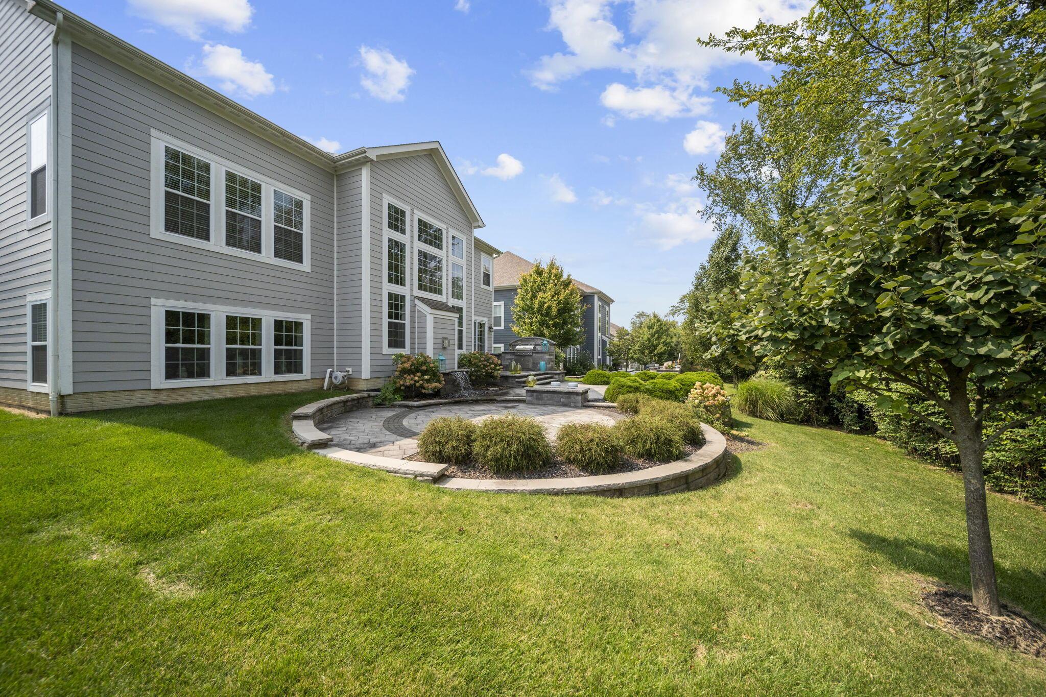 2462 Triple Crown Crossing