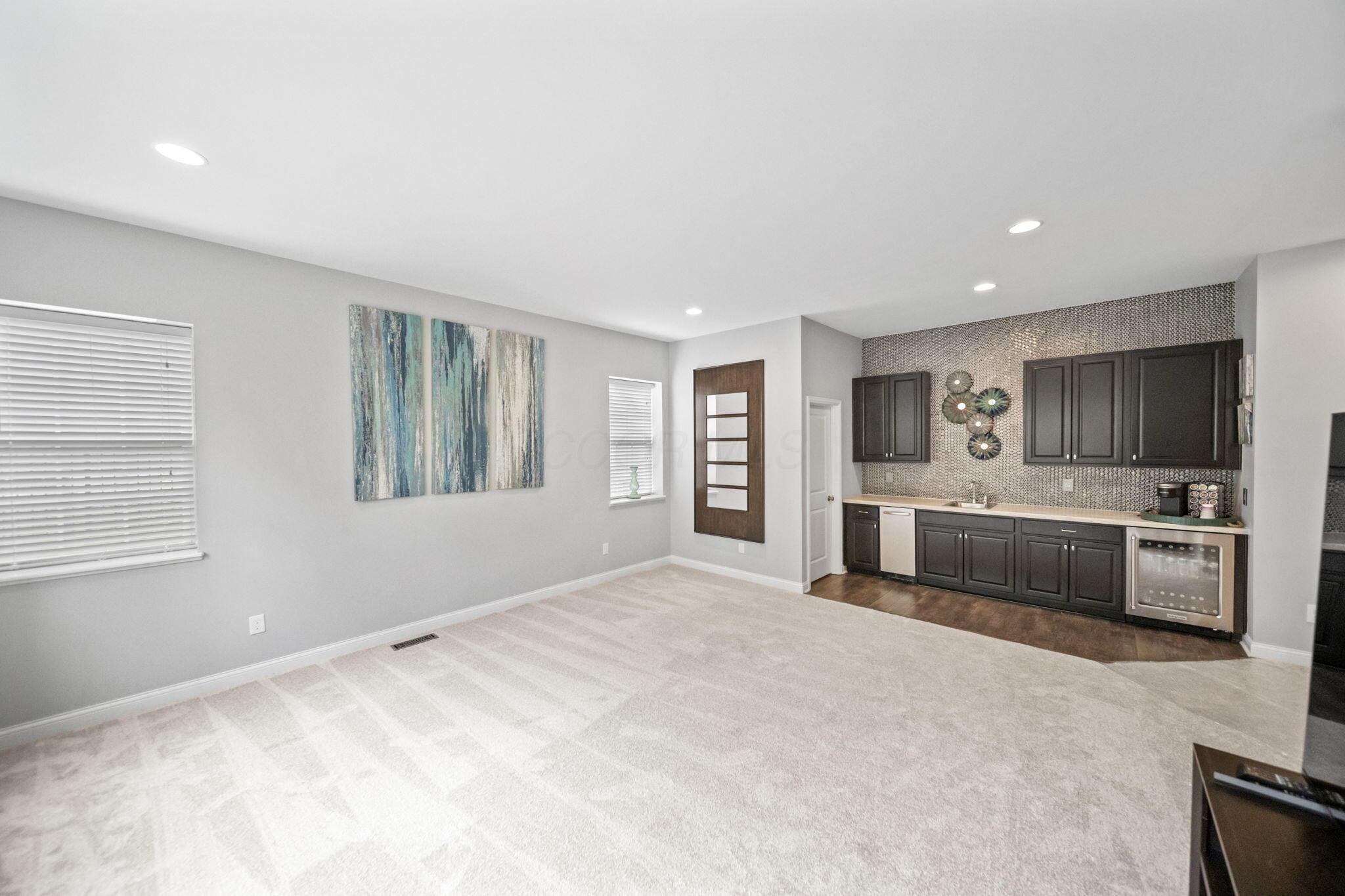 2462 Triple Crown Crossing