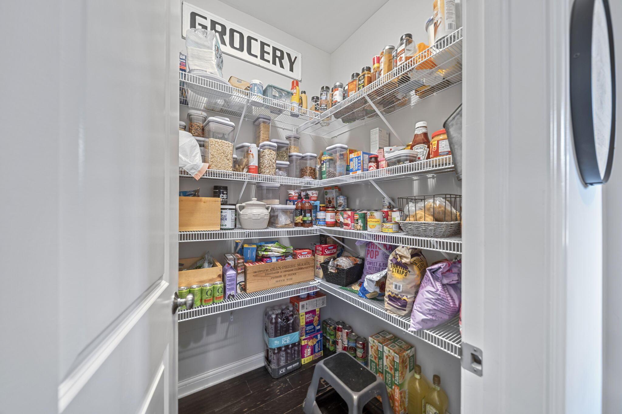 2462 Triple Crown Crossing