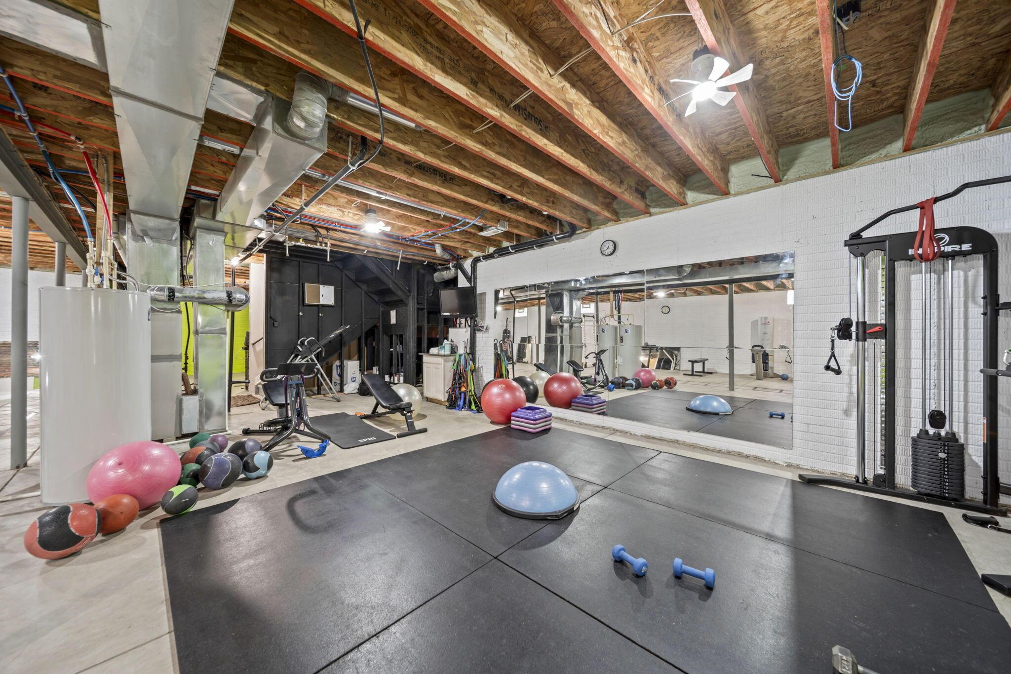 2462 Triple Crown Crossing