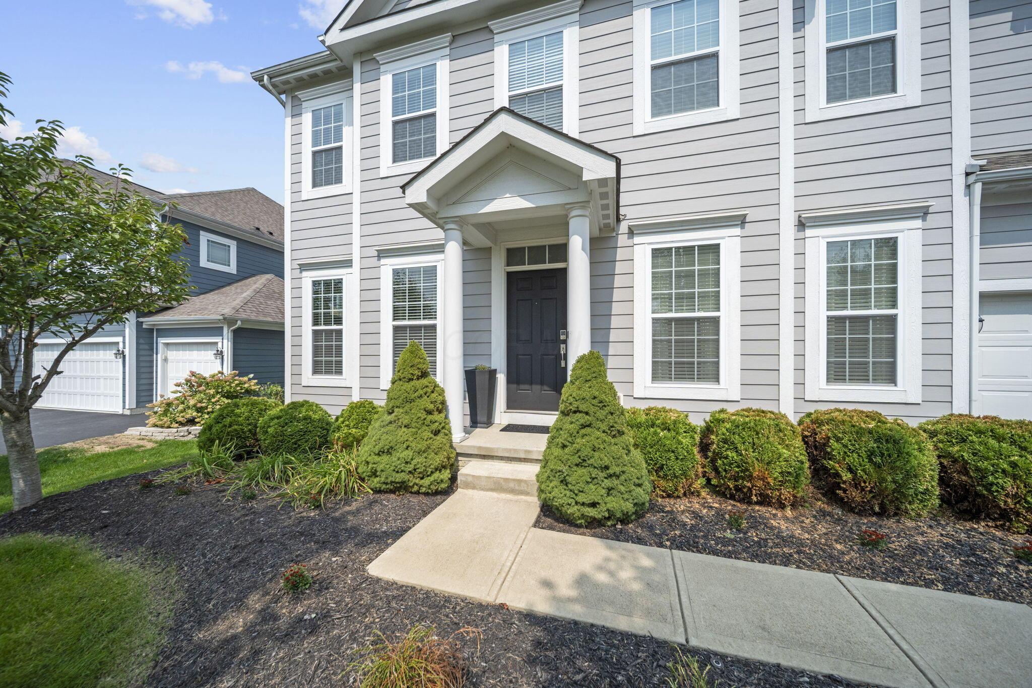 2462 Triple Crown Crossing