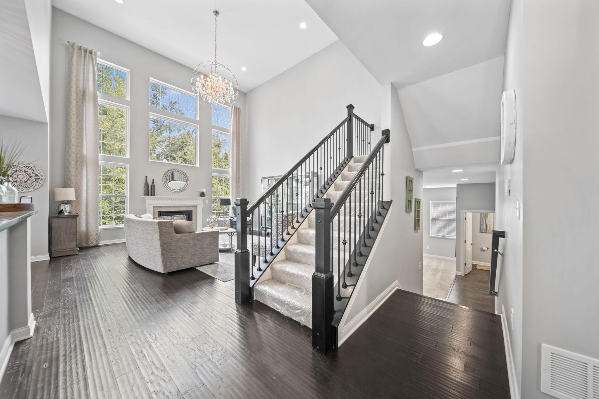 2462 Triple Crown Crossing