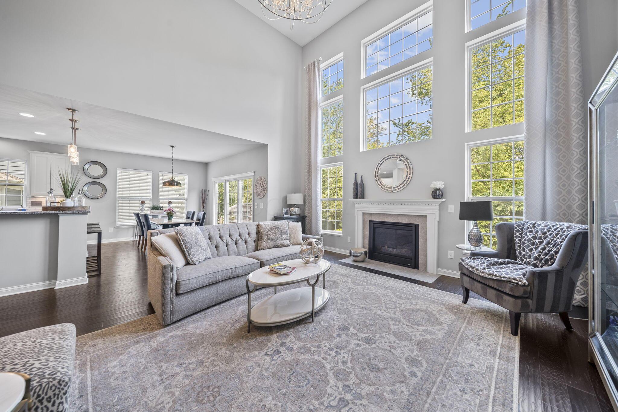 2462 Triple Crown Crossing