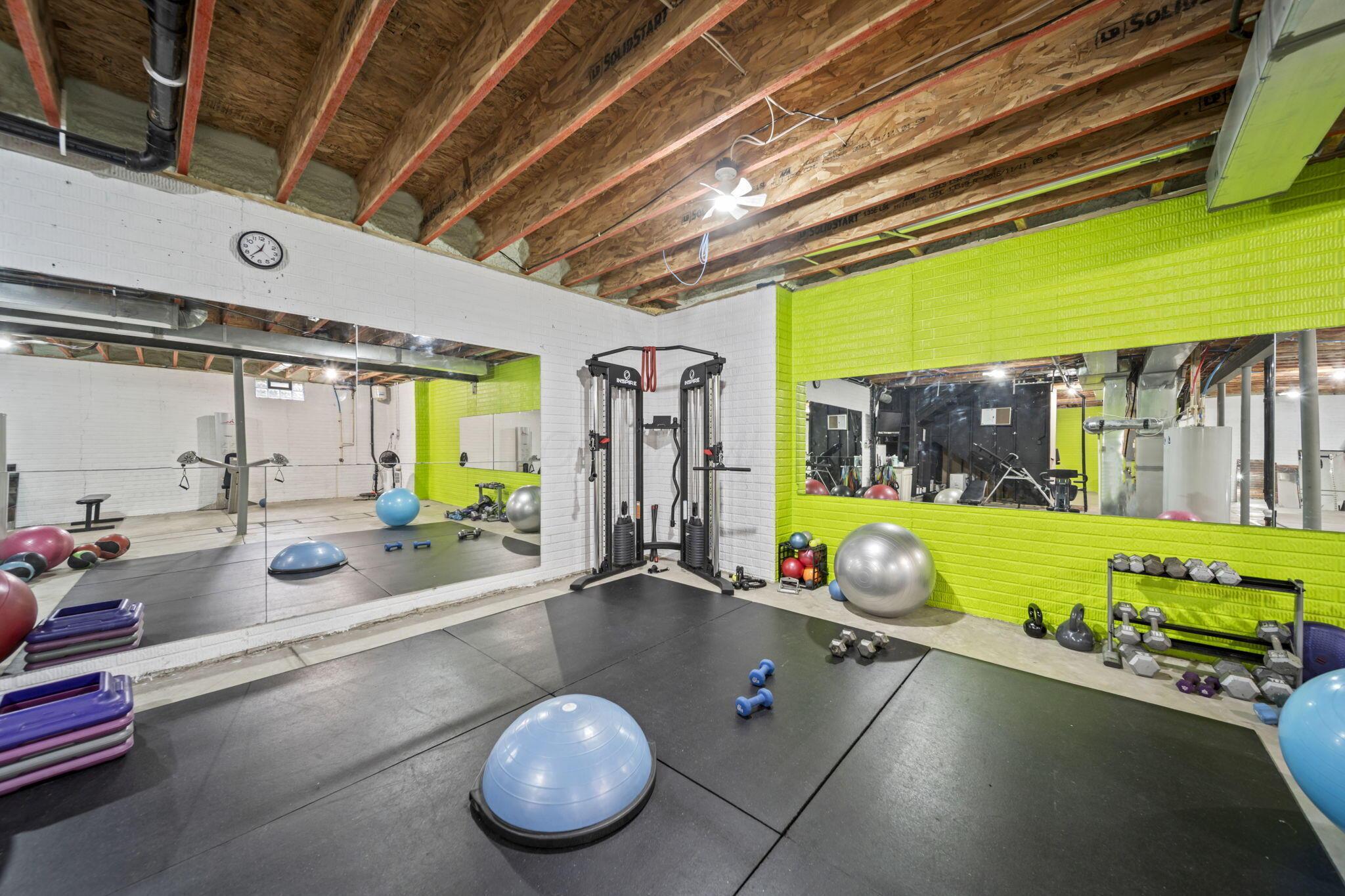 2462 Triple Crown Crossing