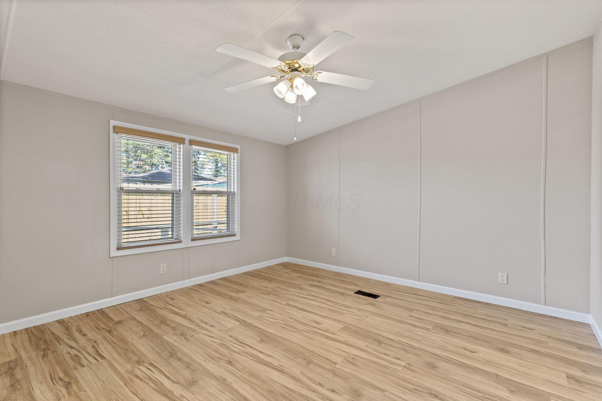 1538 Frank Road