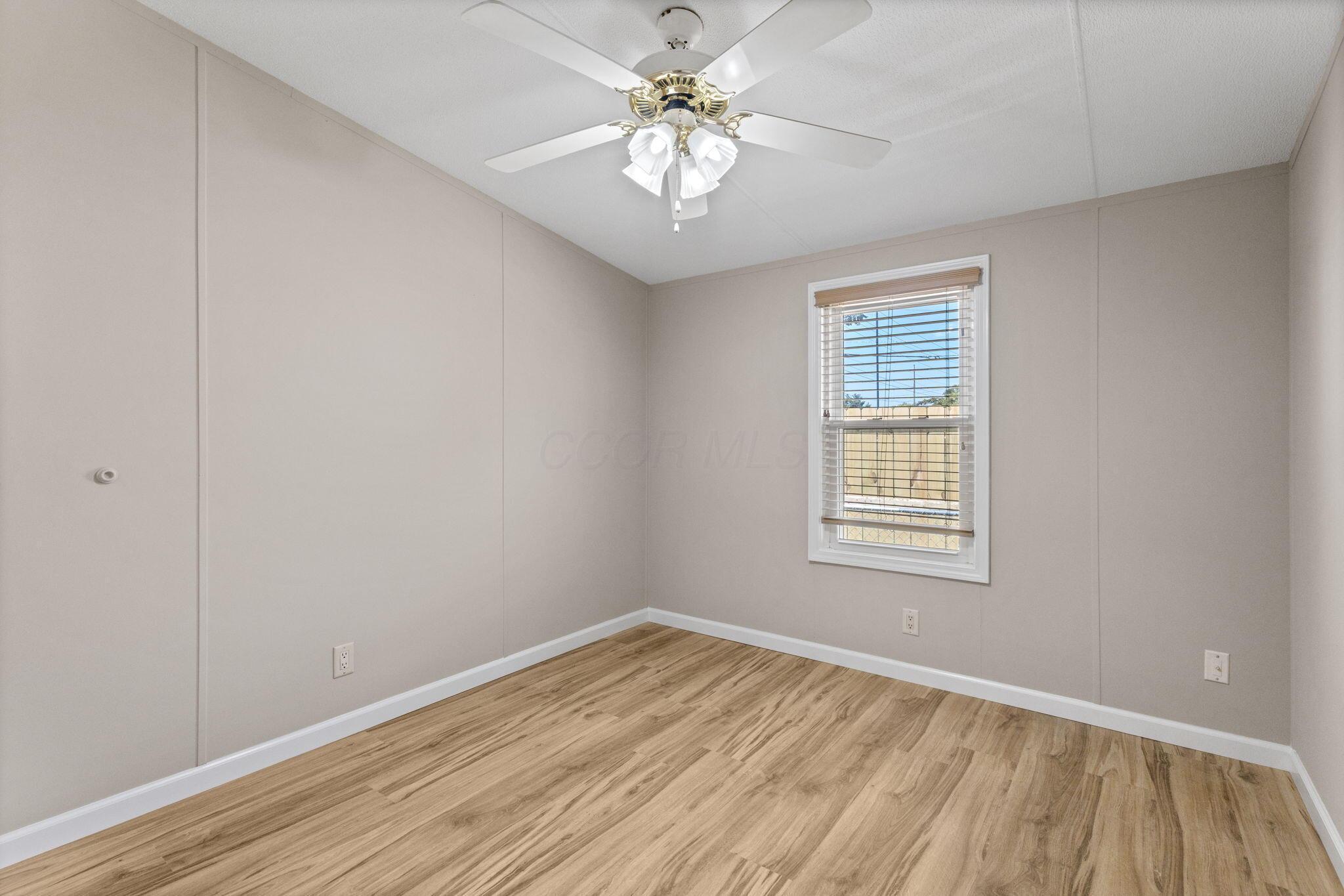 1538 Frank Road