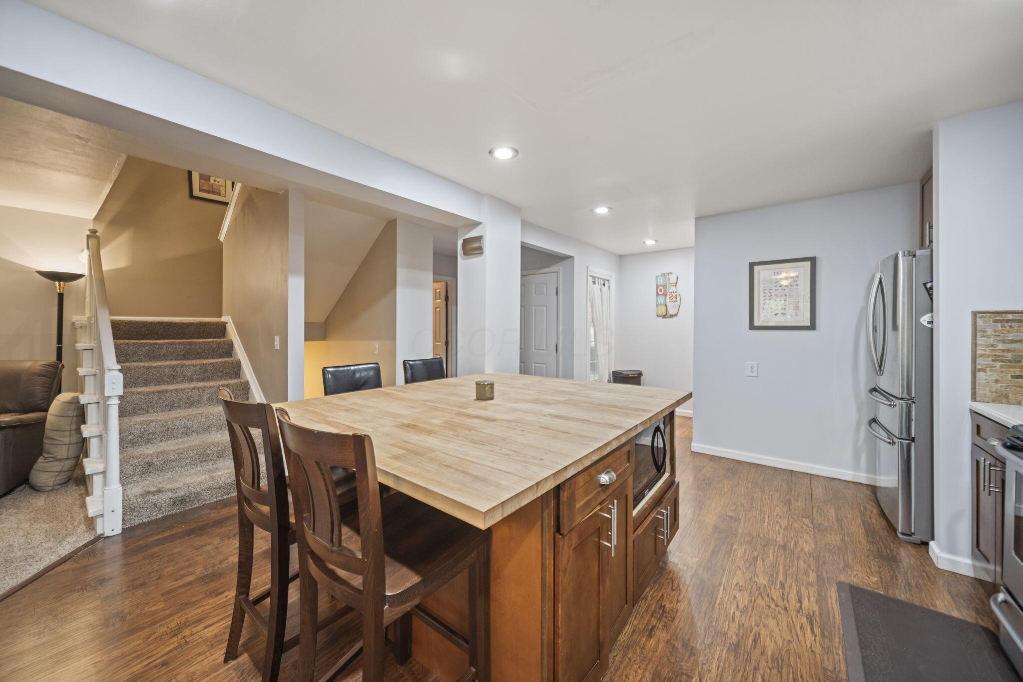 6752 Willow Grove Place E