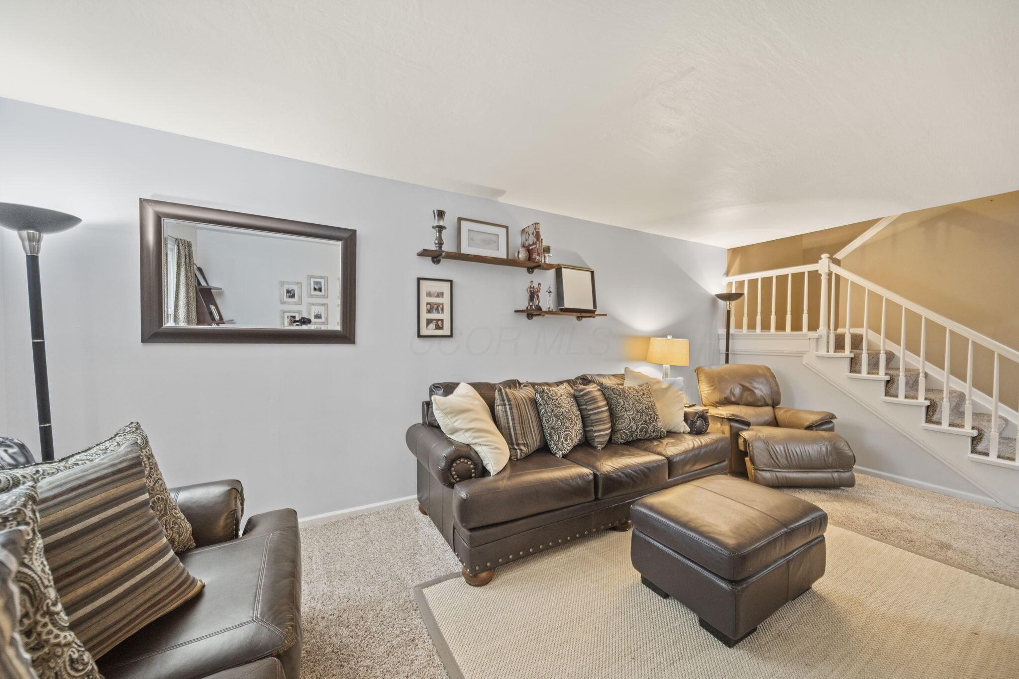 6752 Willow Grove Place E