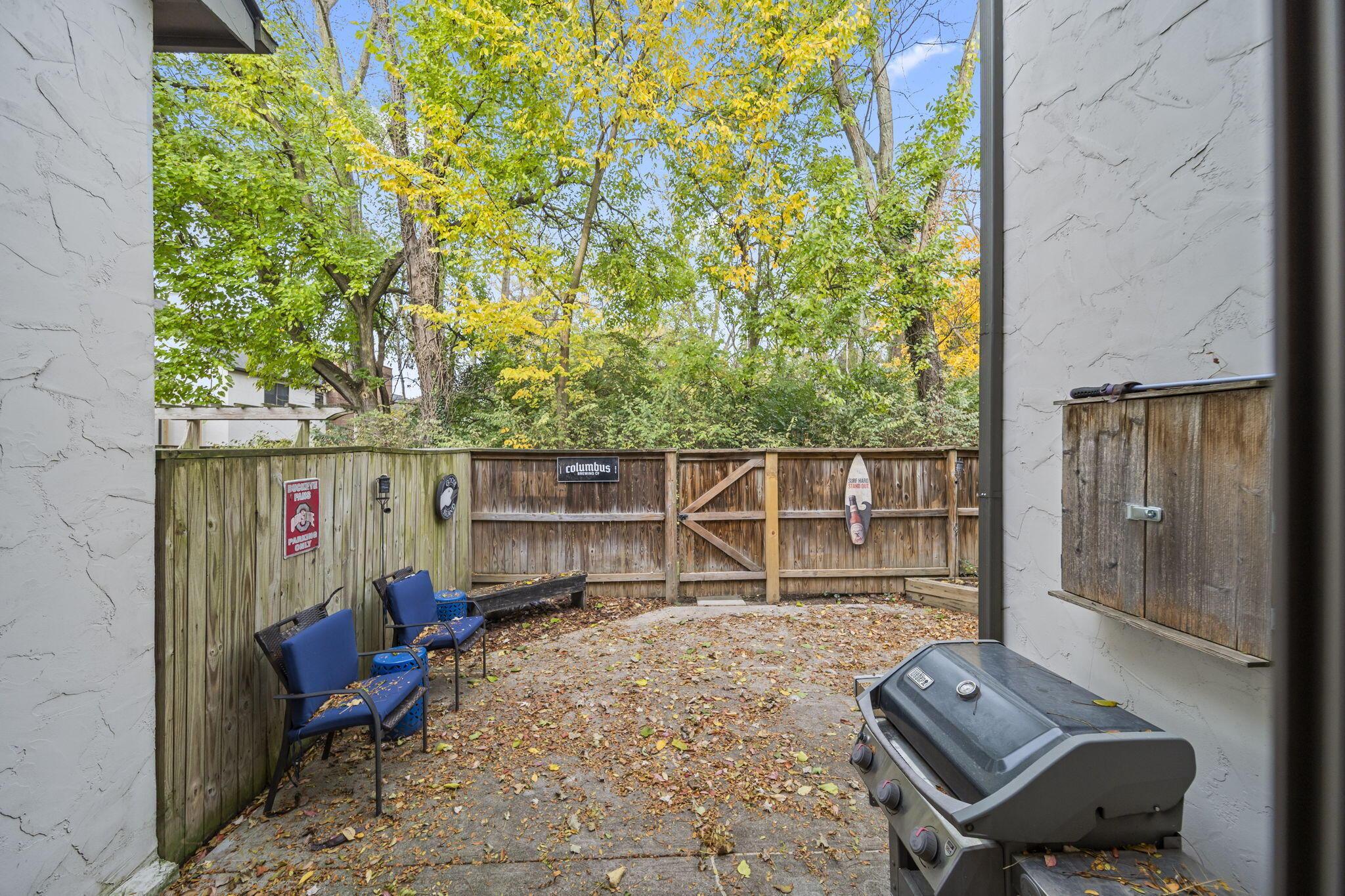 6752 Willow Grove Place E