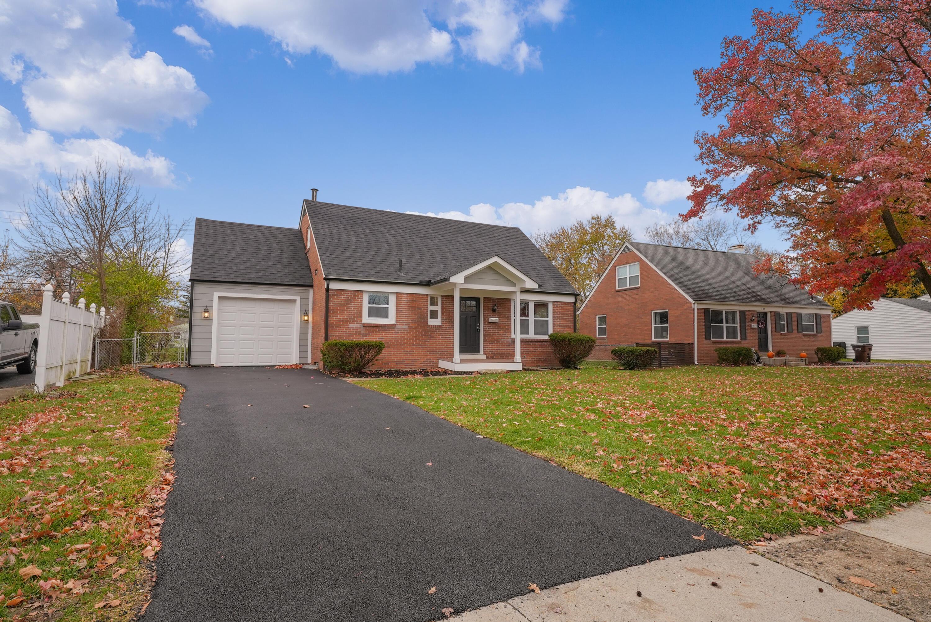 271 Carilla Lane