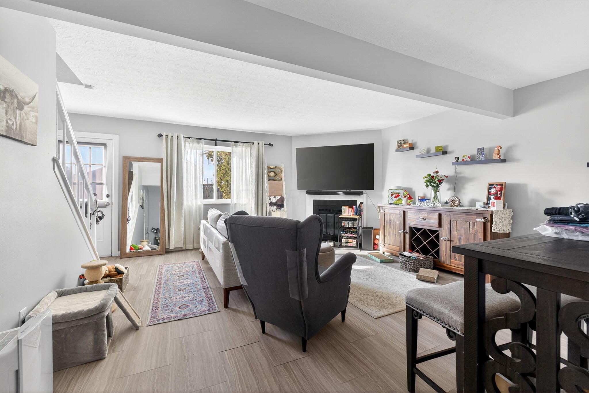 4403 Valley Quail Boulevard S, 4415