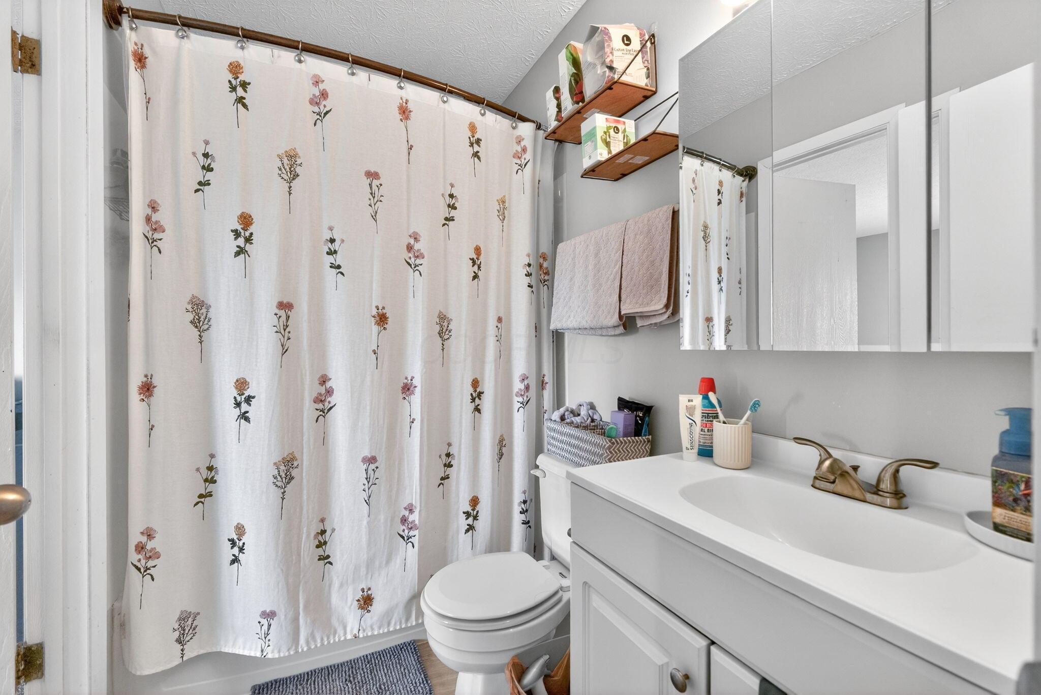 4403 Valley Quail Boulevard S, 4415