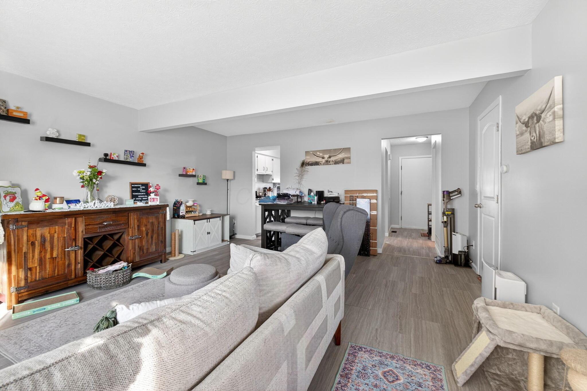 4403 Valley Quail Boulevard S, 4415