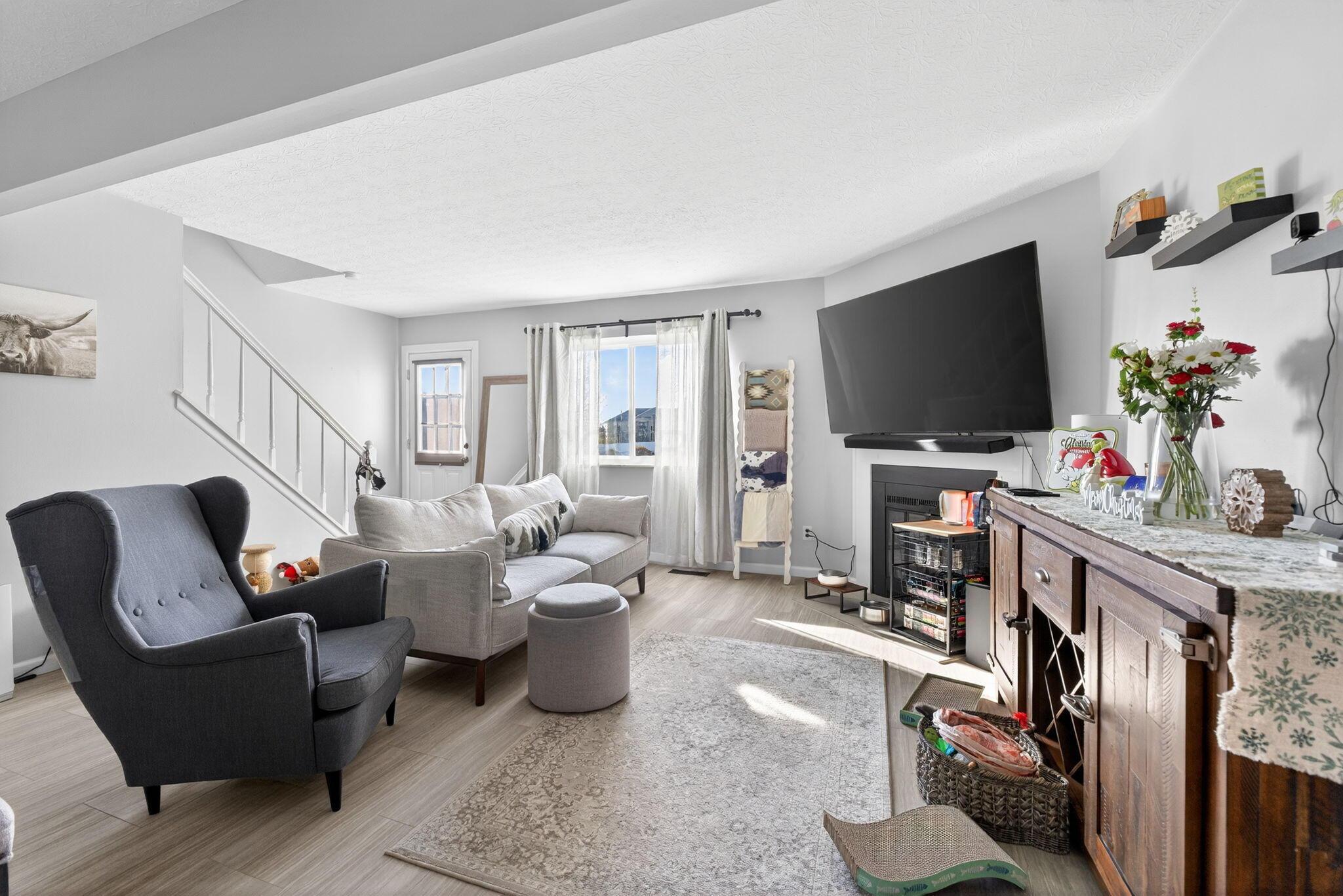 4403 Valley Quail Boulevard S, 4415