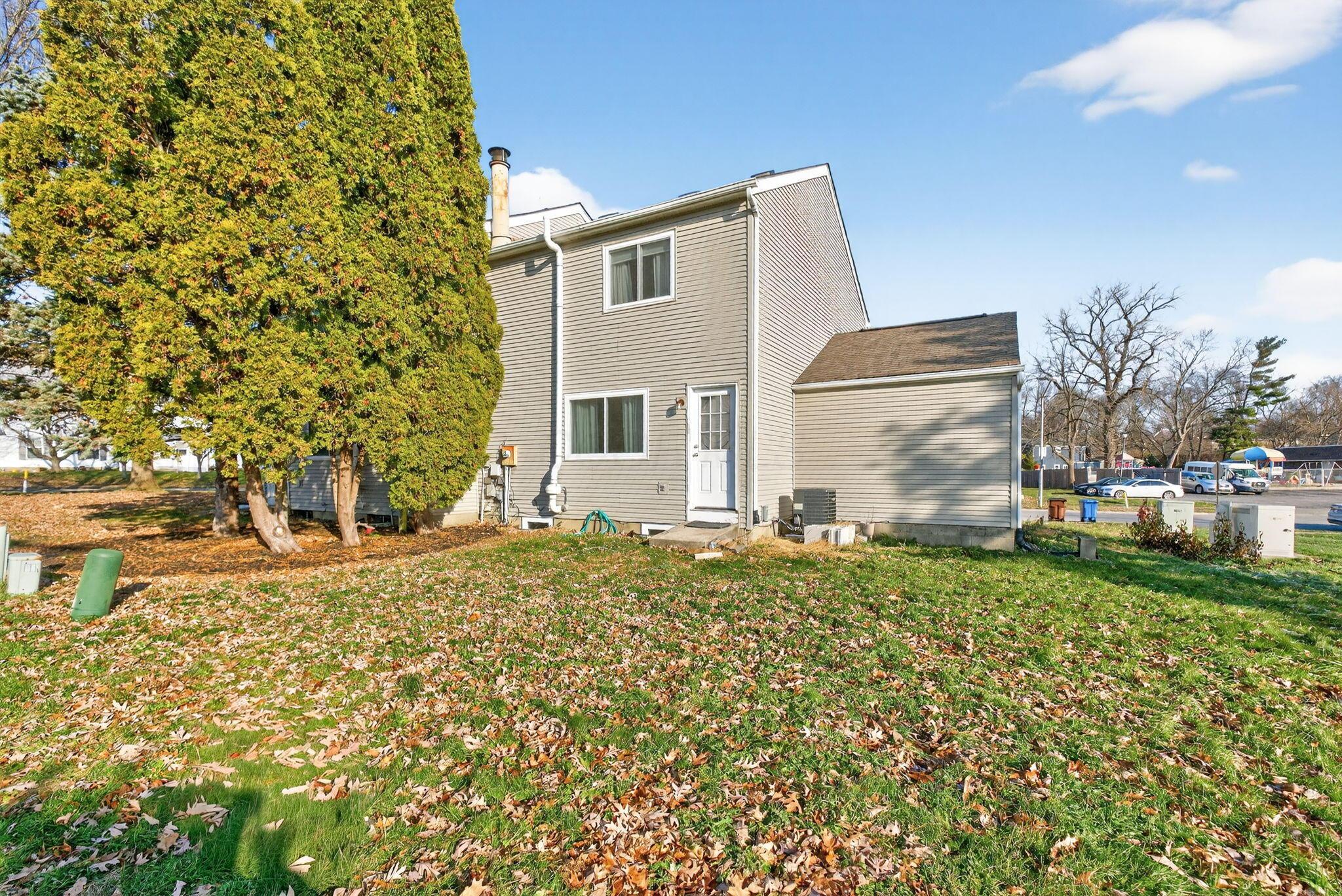 4403 Valley Quail Boulevard S, 4415