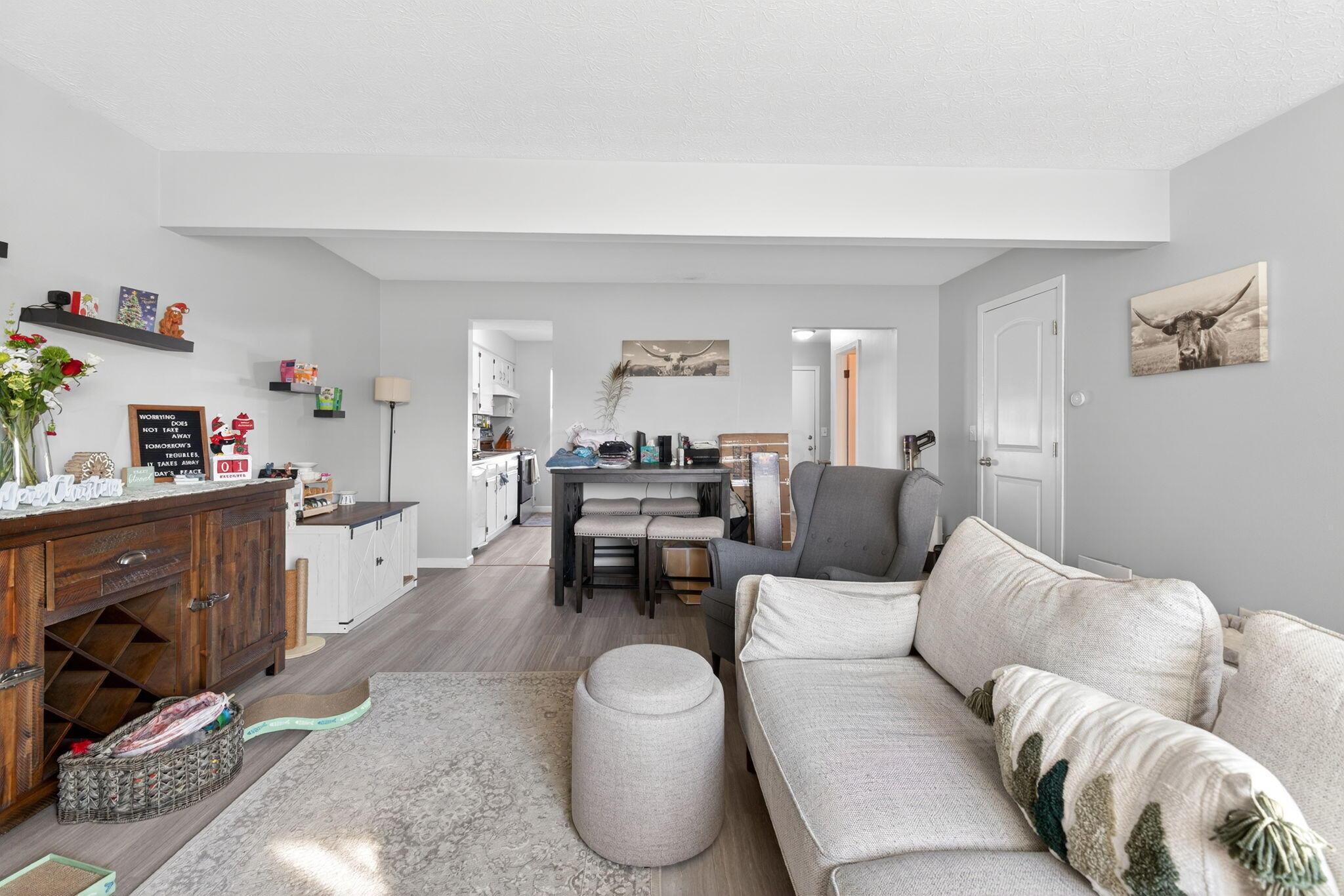 4403 Valley Quail Boulevard S, 4415