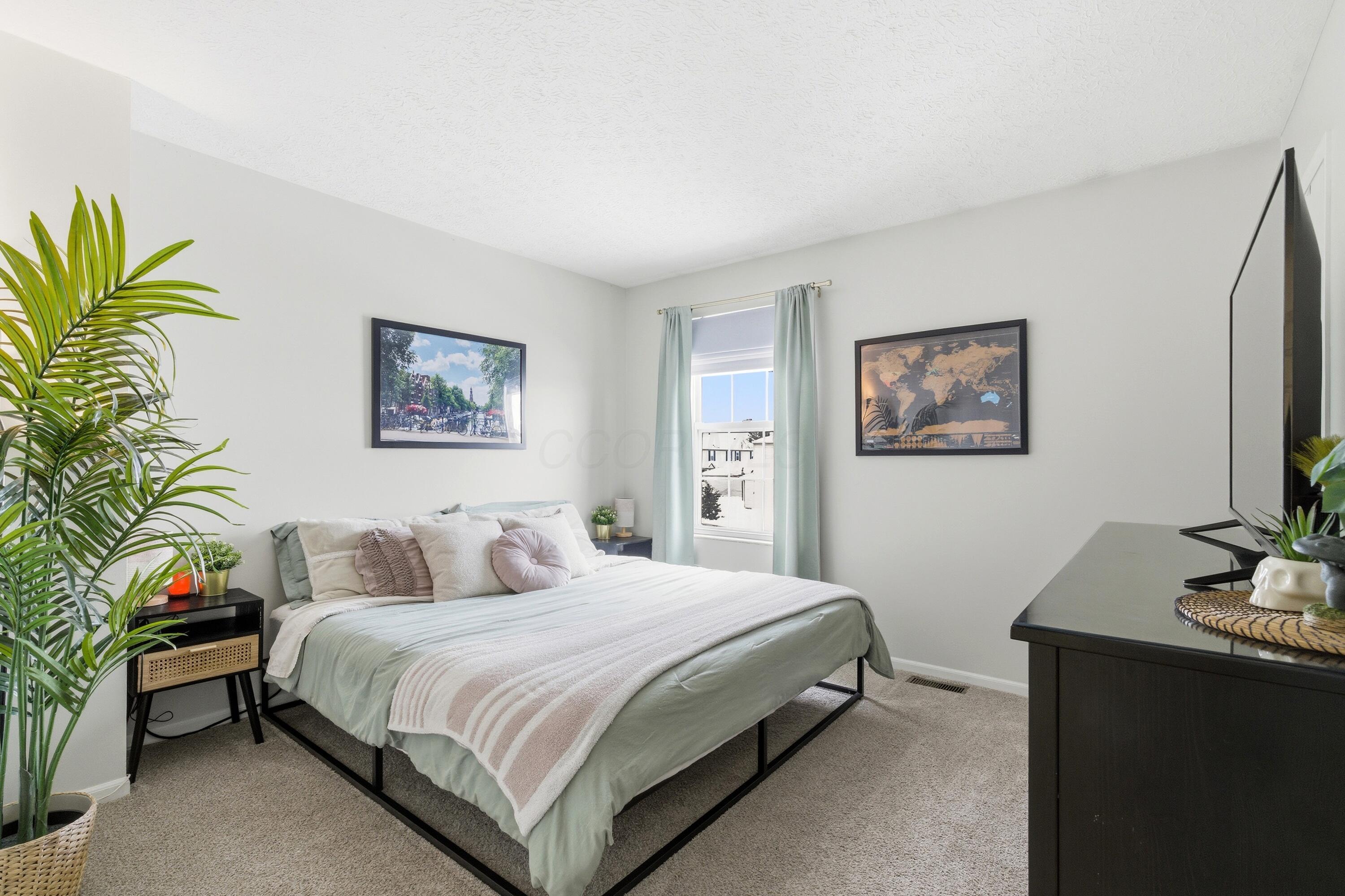 1639 Holland Drive