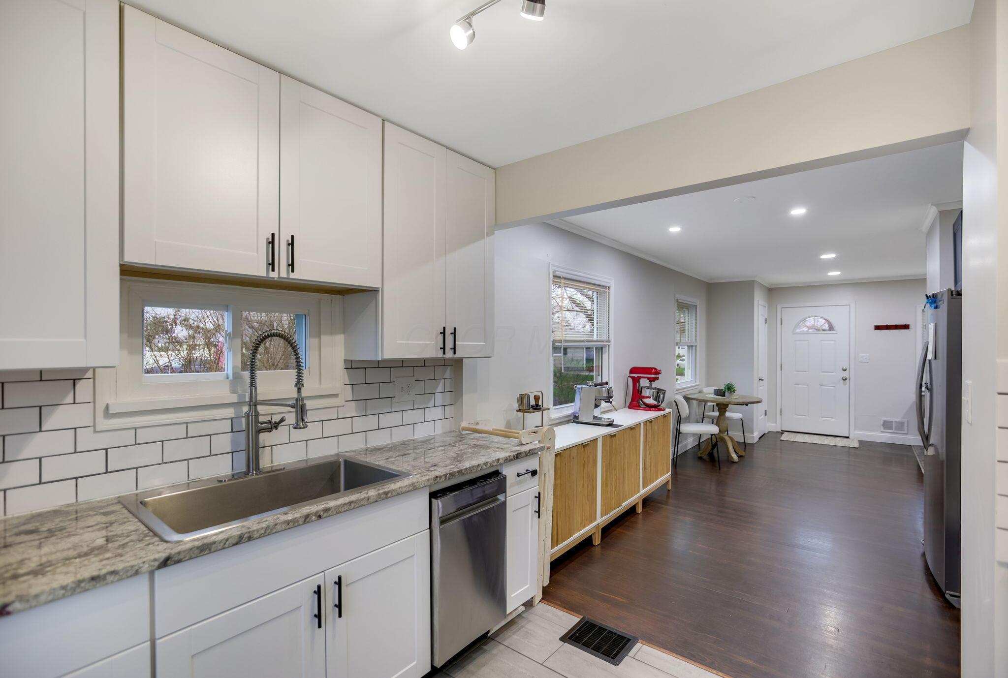 3958 La Rosa Court