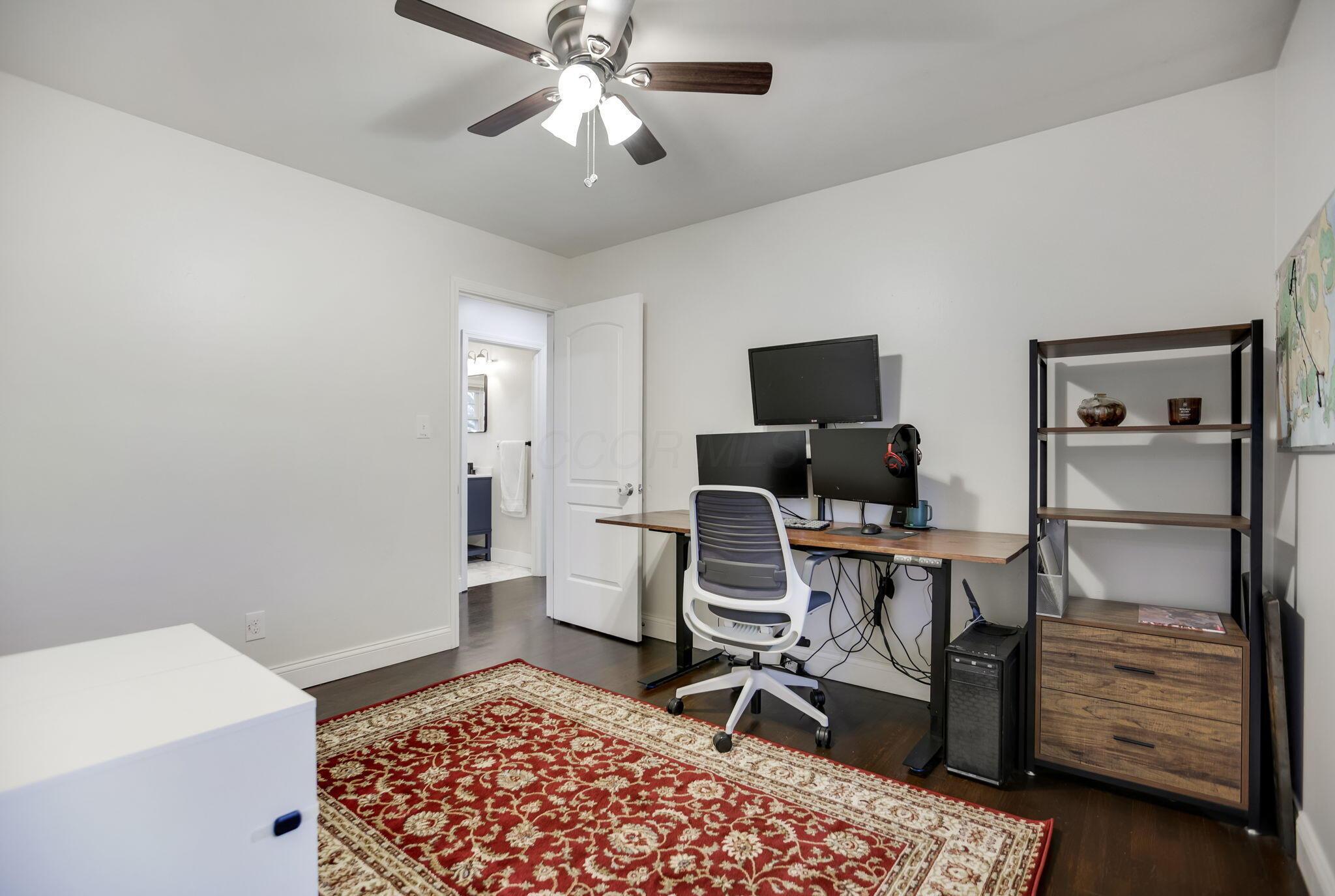 3958 La Rosa Court