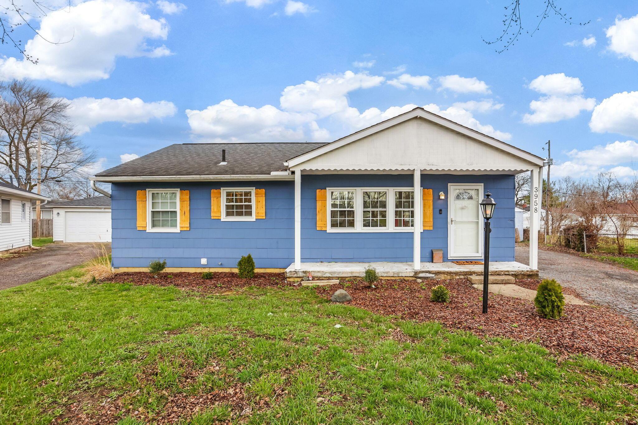 3958 La Rosa Court