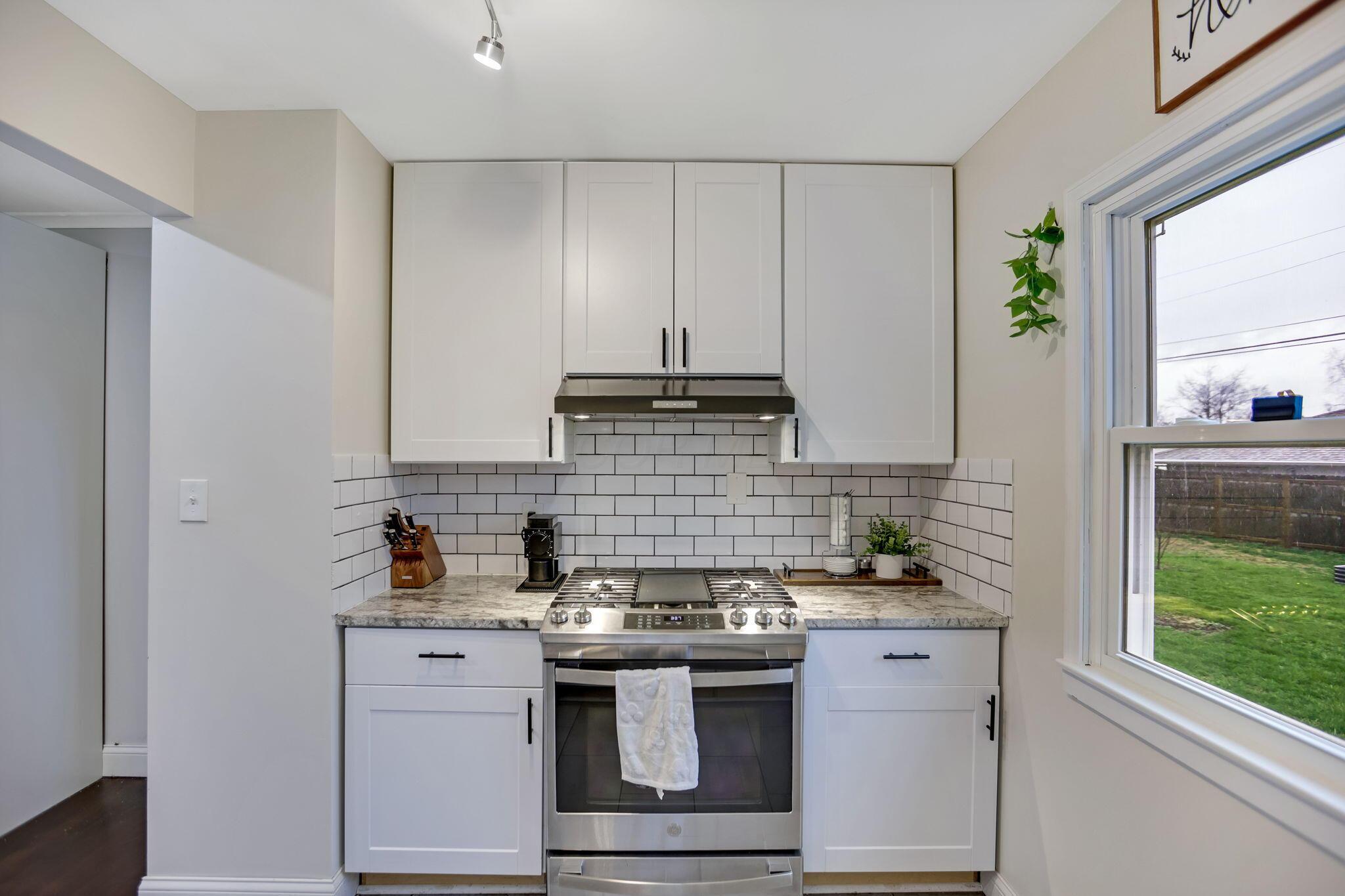 3958 La Rosa Court