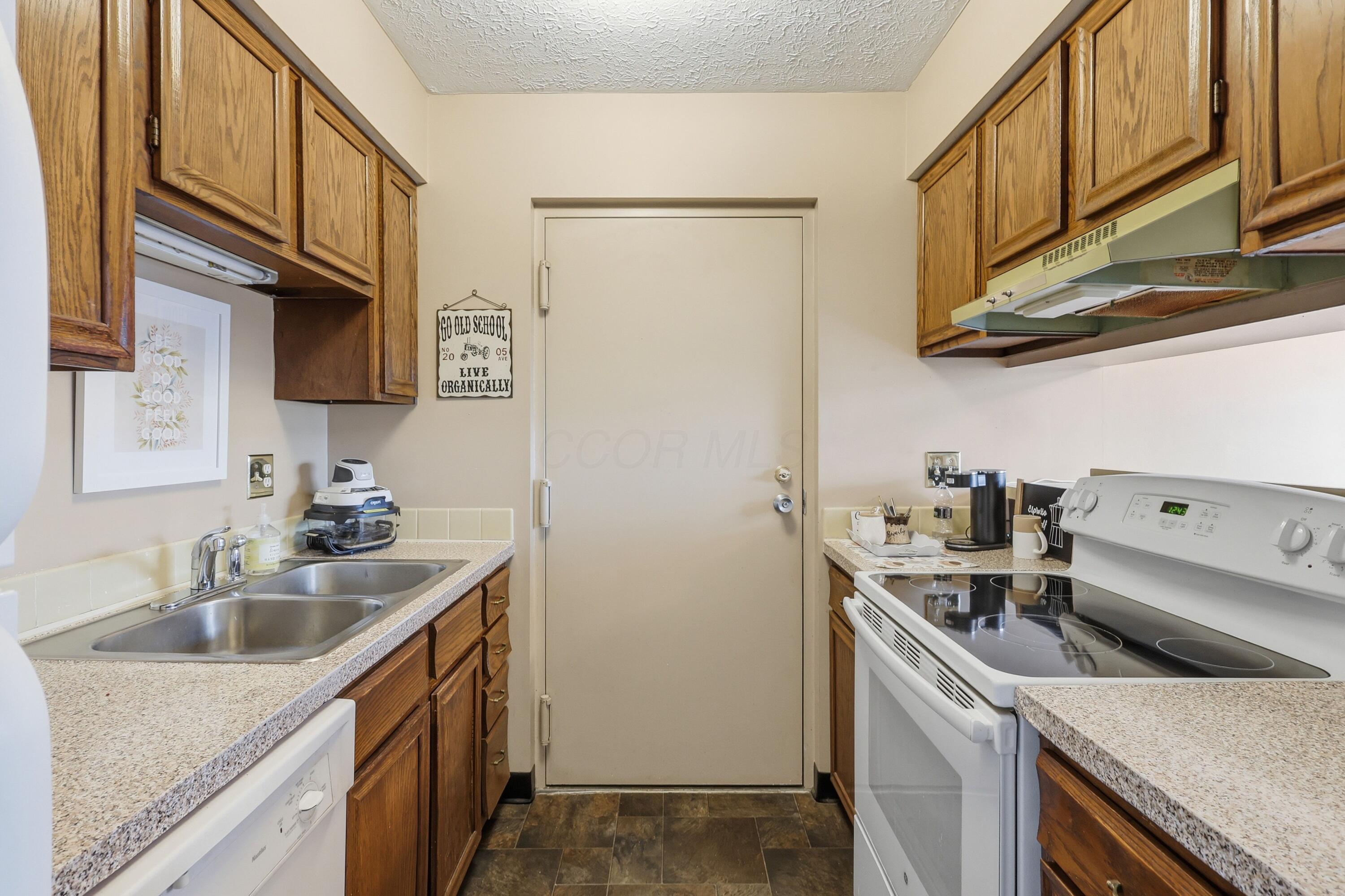 2534 Home Acre Drive, 34