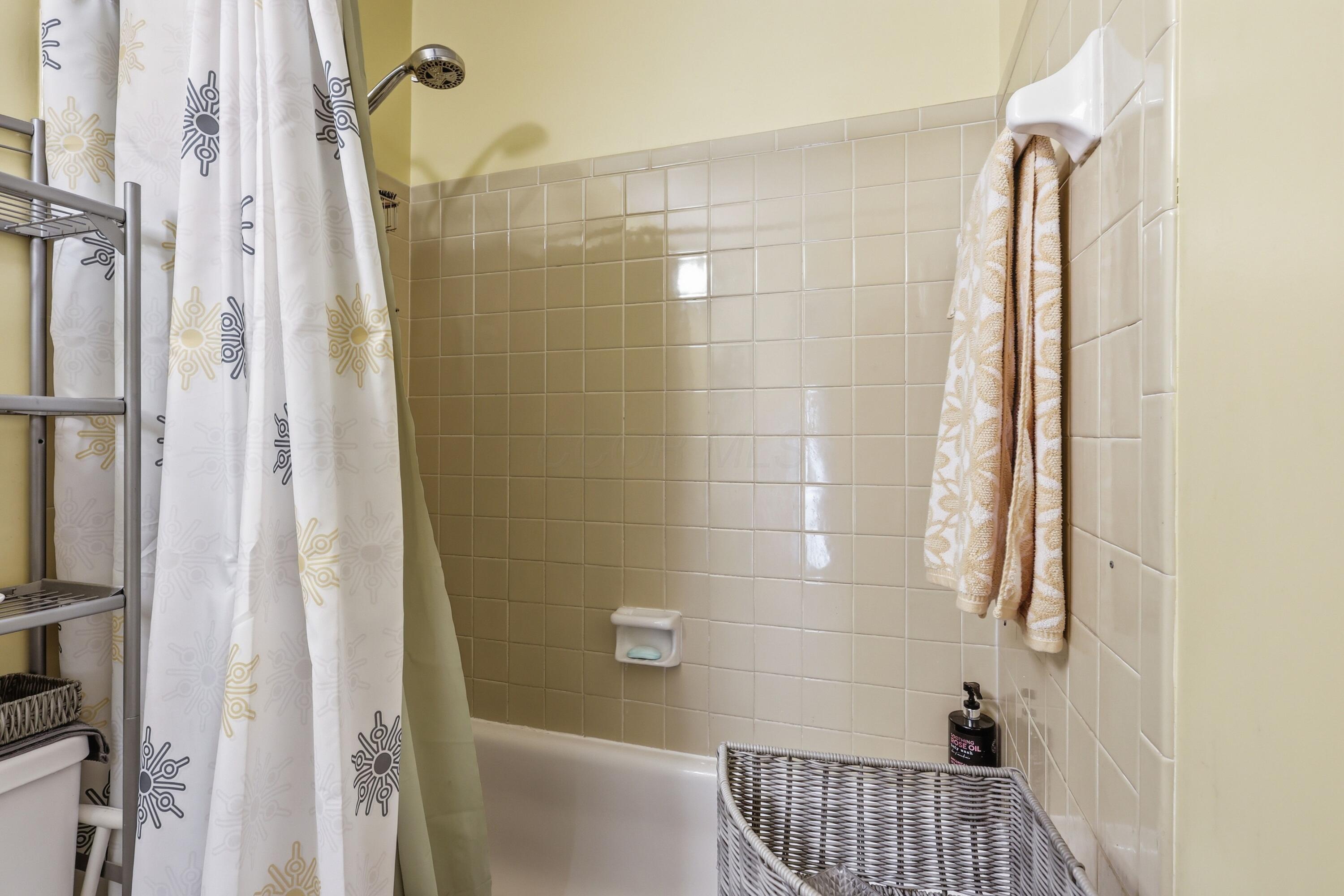 2534 Home Acre Drive, 34