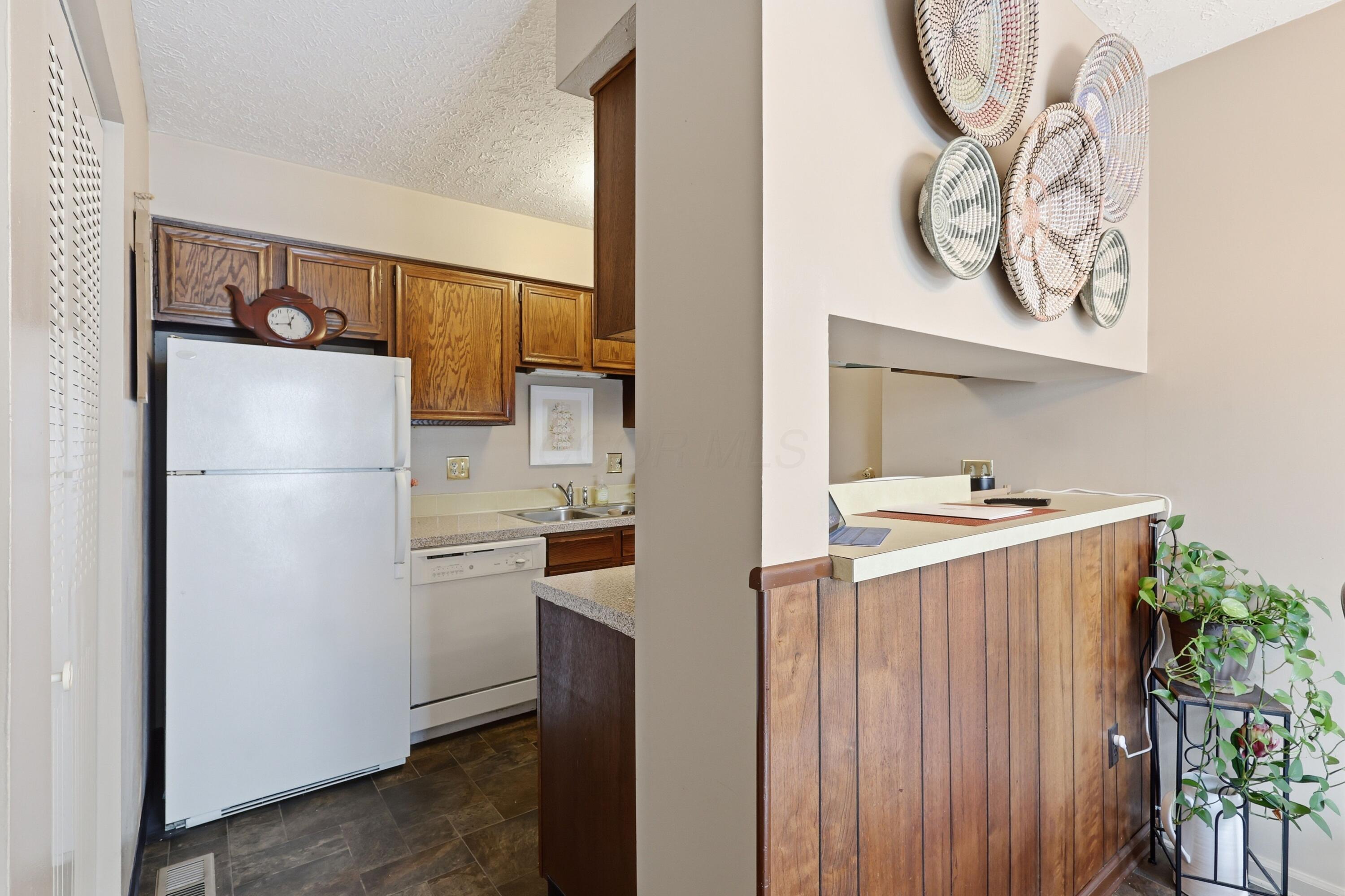 2534 Home Acre Drive, 34