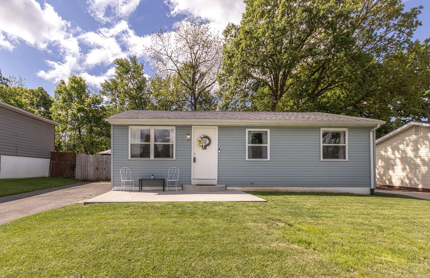 443 Carolann Avenue