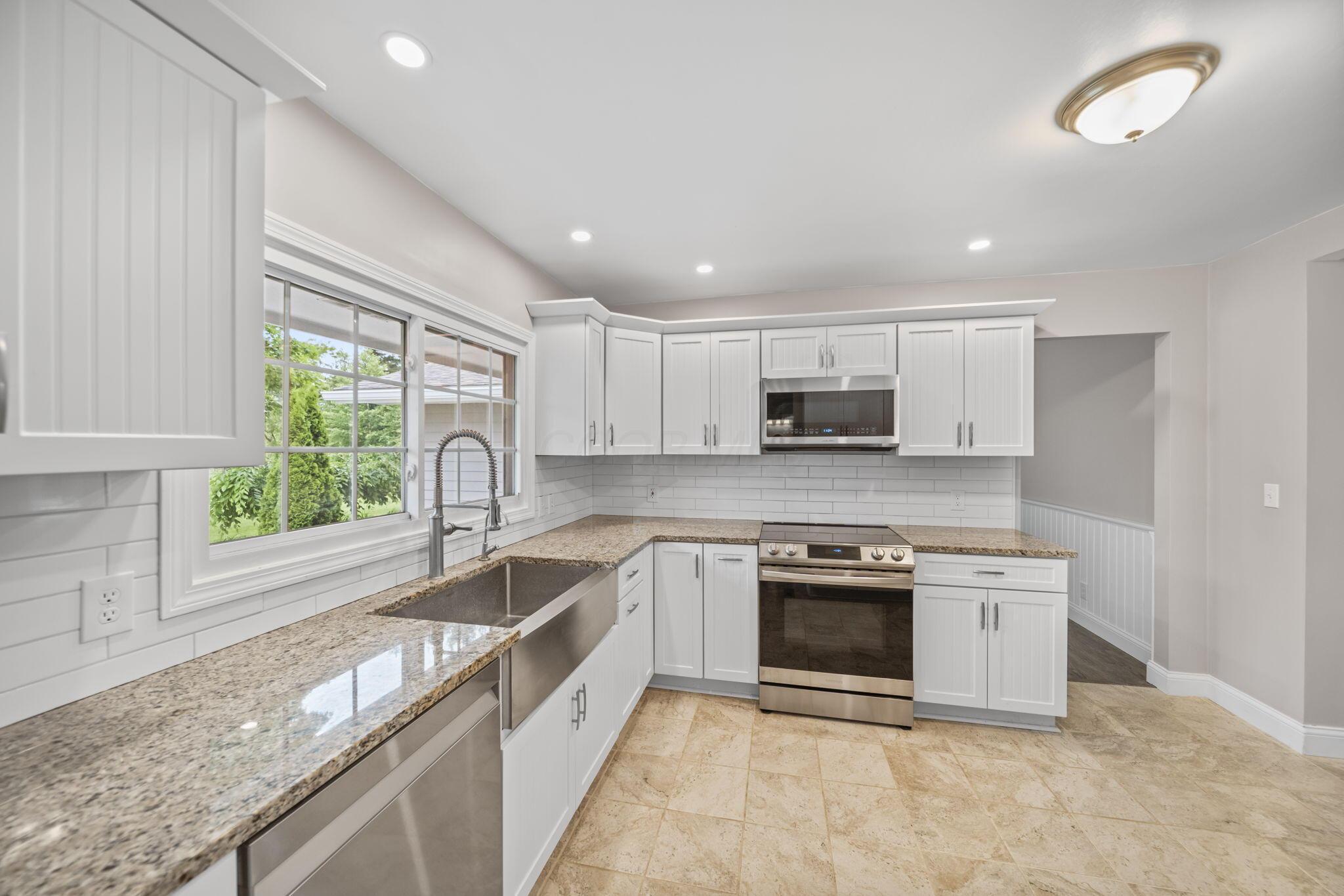 13221 Hinton Mill Road