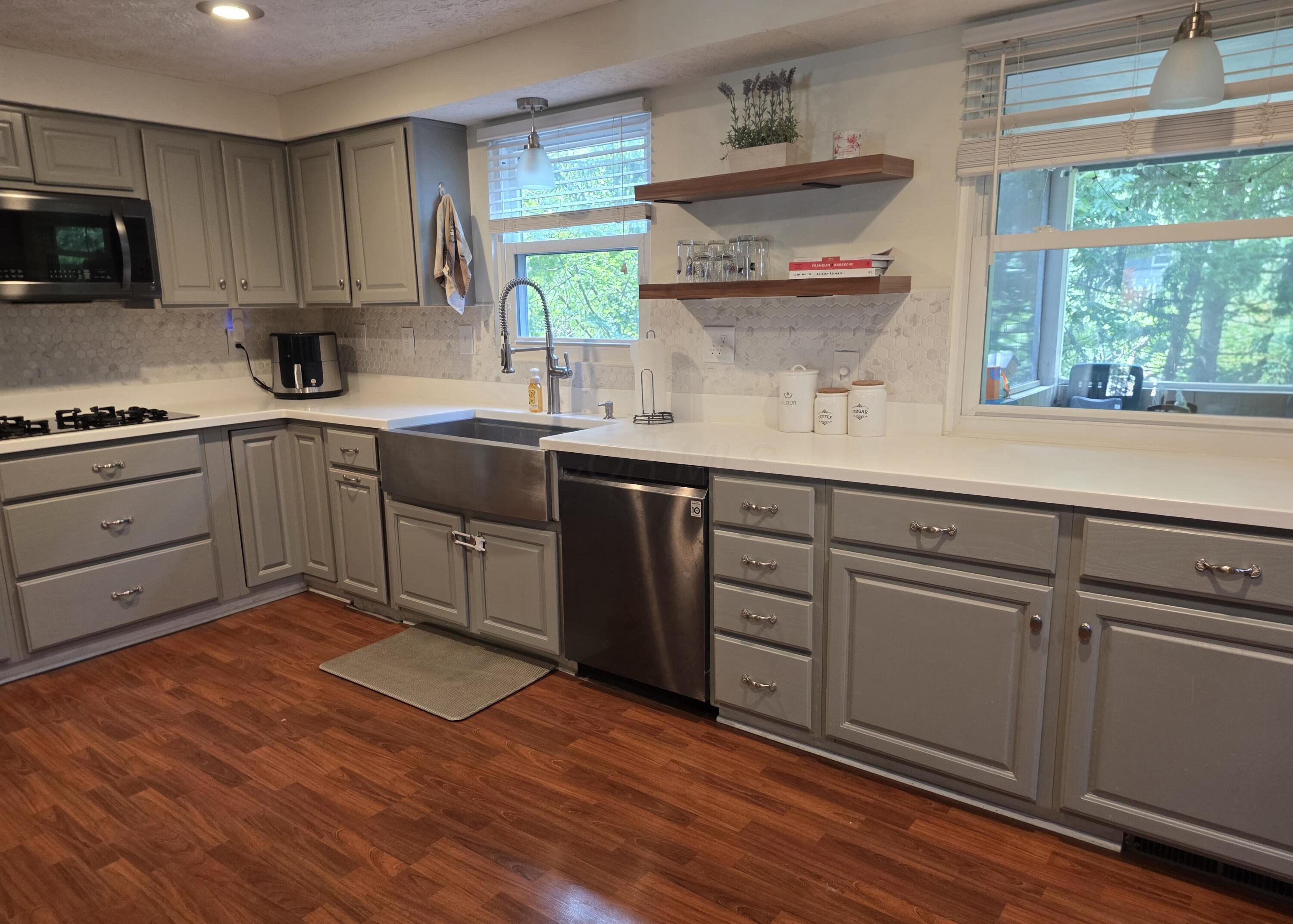3888 Thoroughbred Court