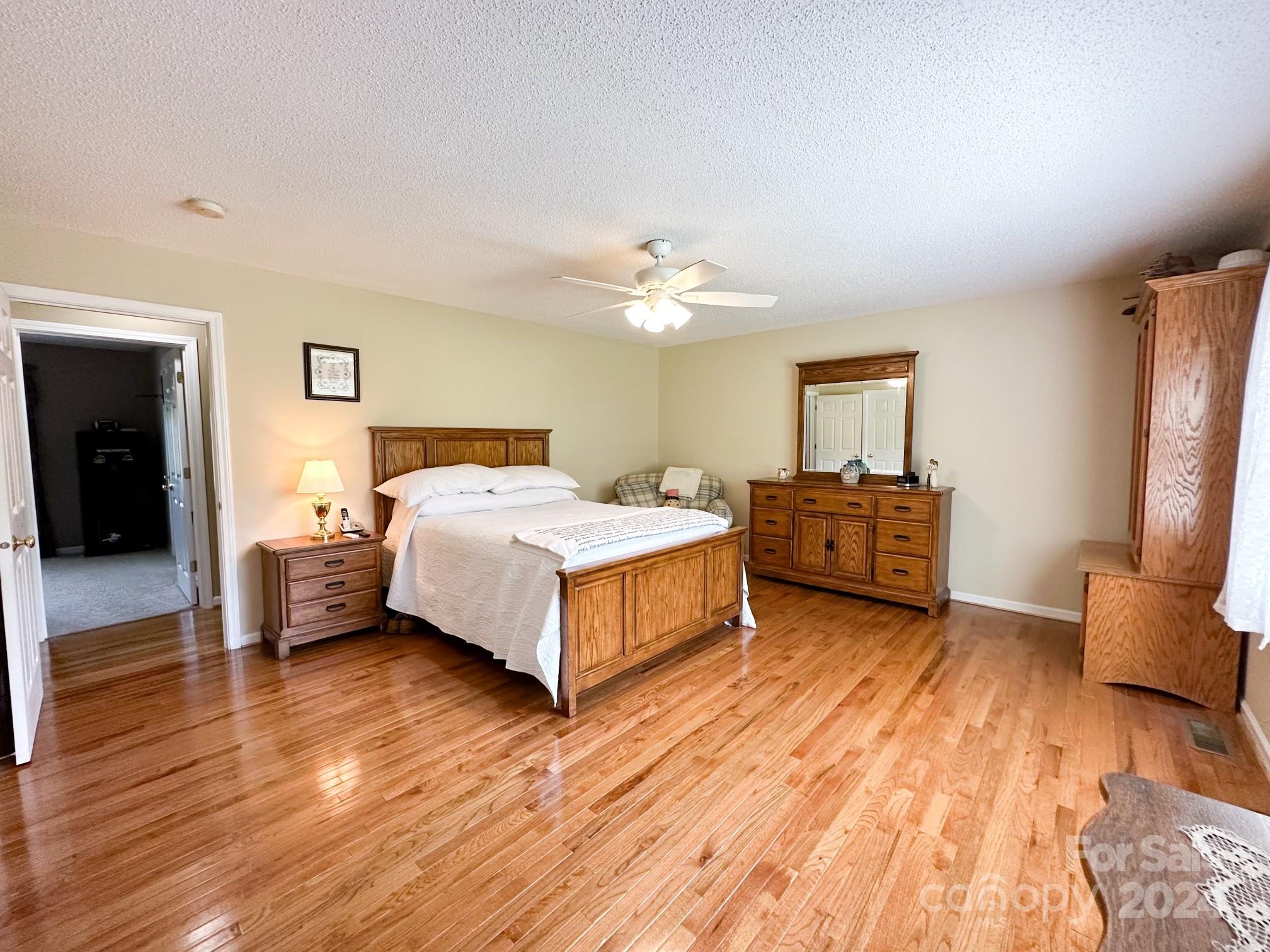 26729 Valley Drive Unit: D