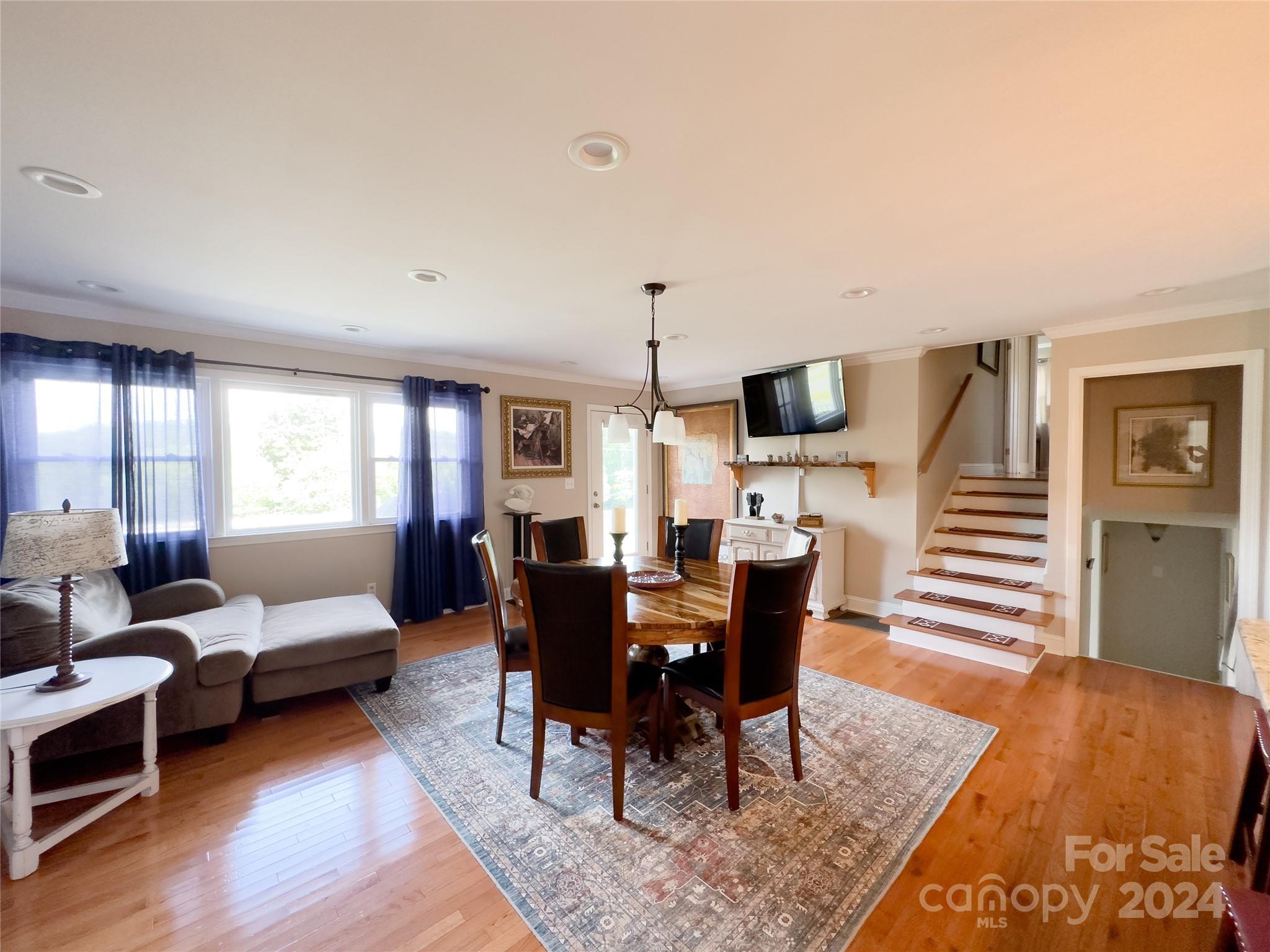 46462 Scenic Drive