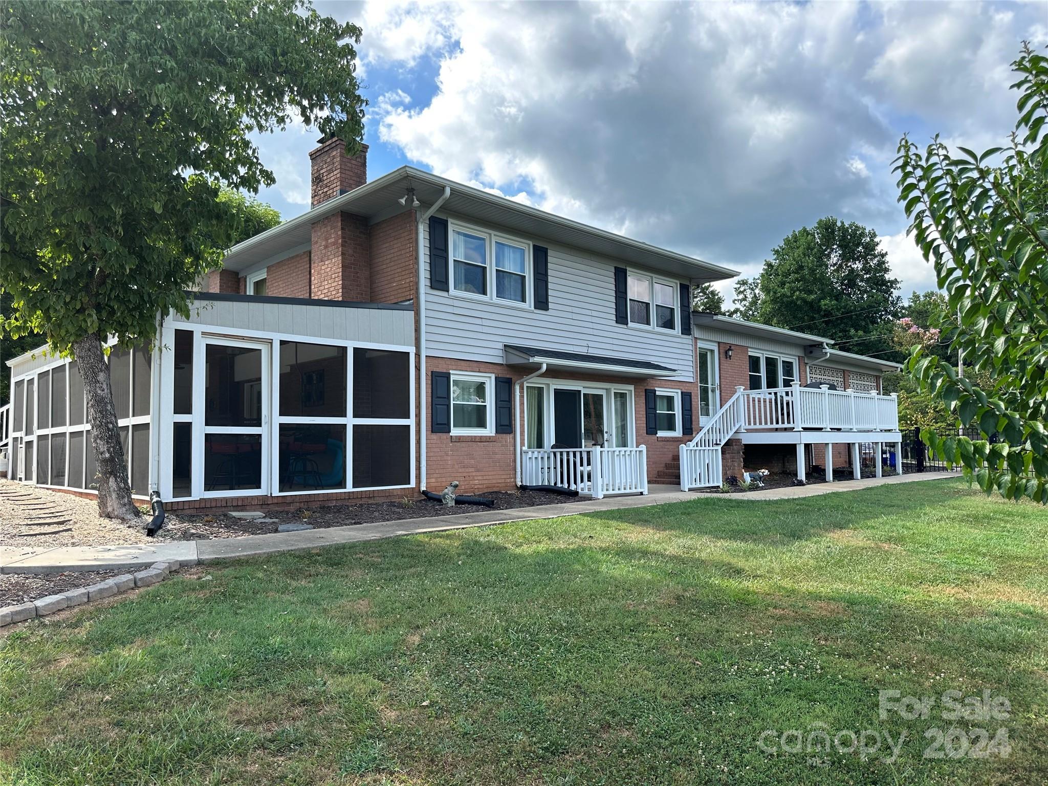 46462 Scenic Drive