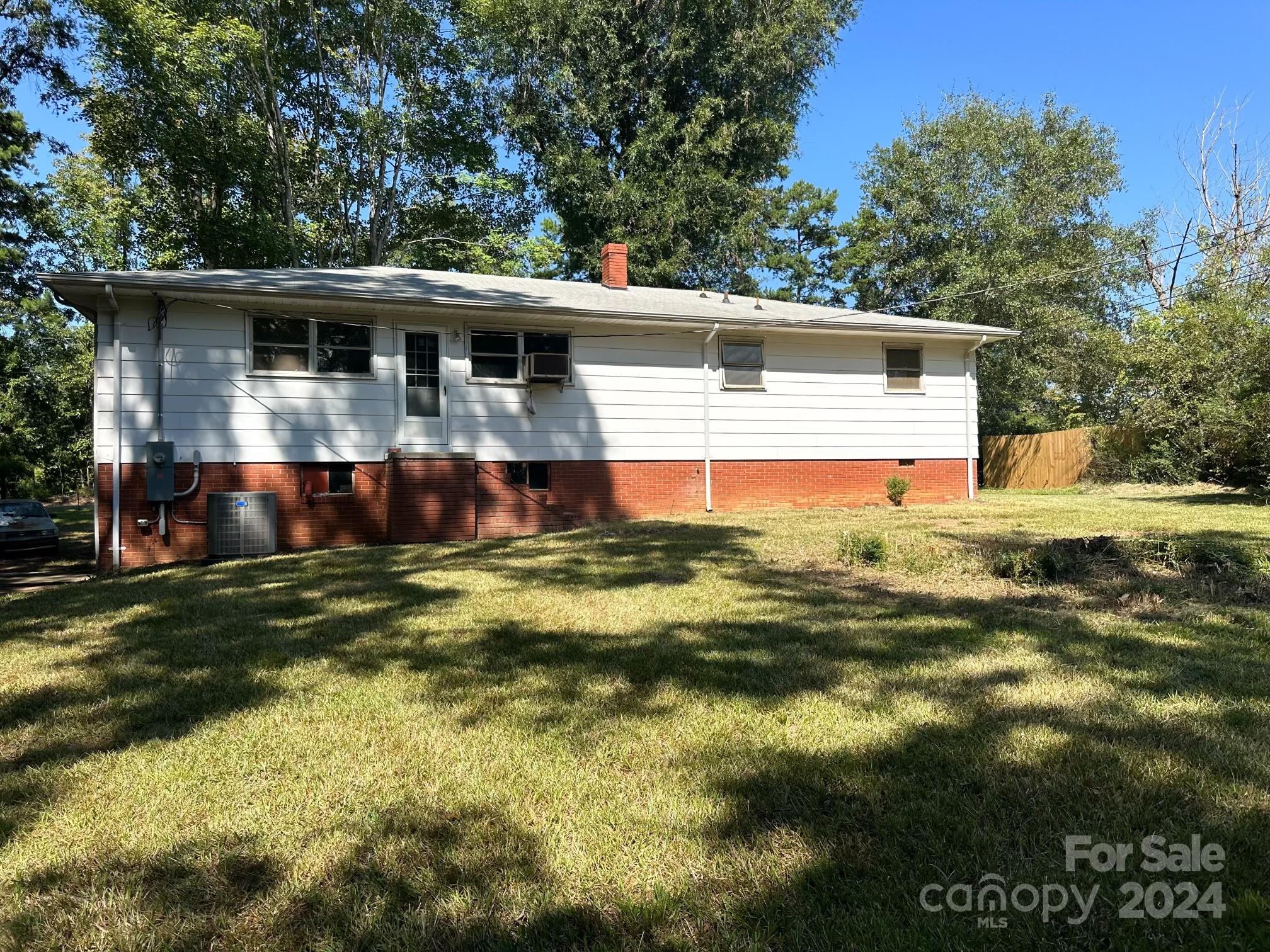 78 Dogwood Street