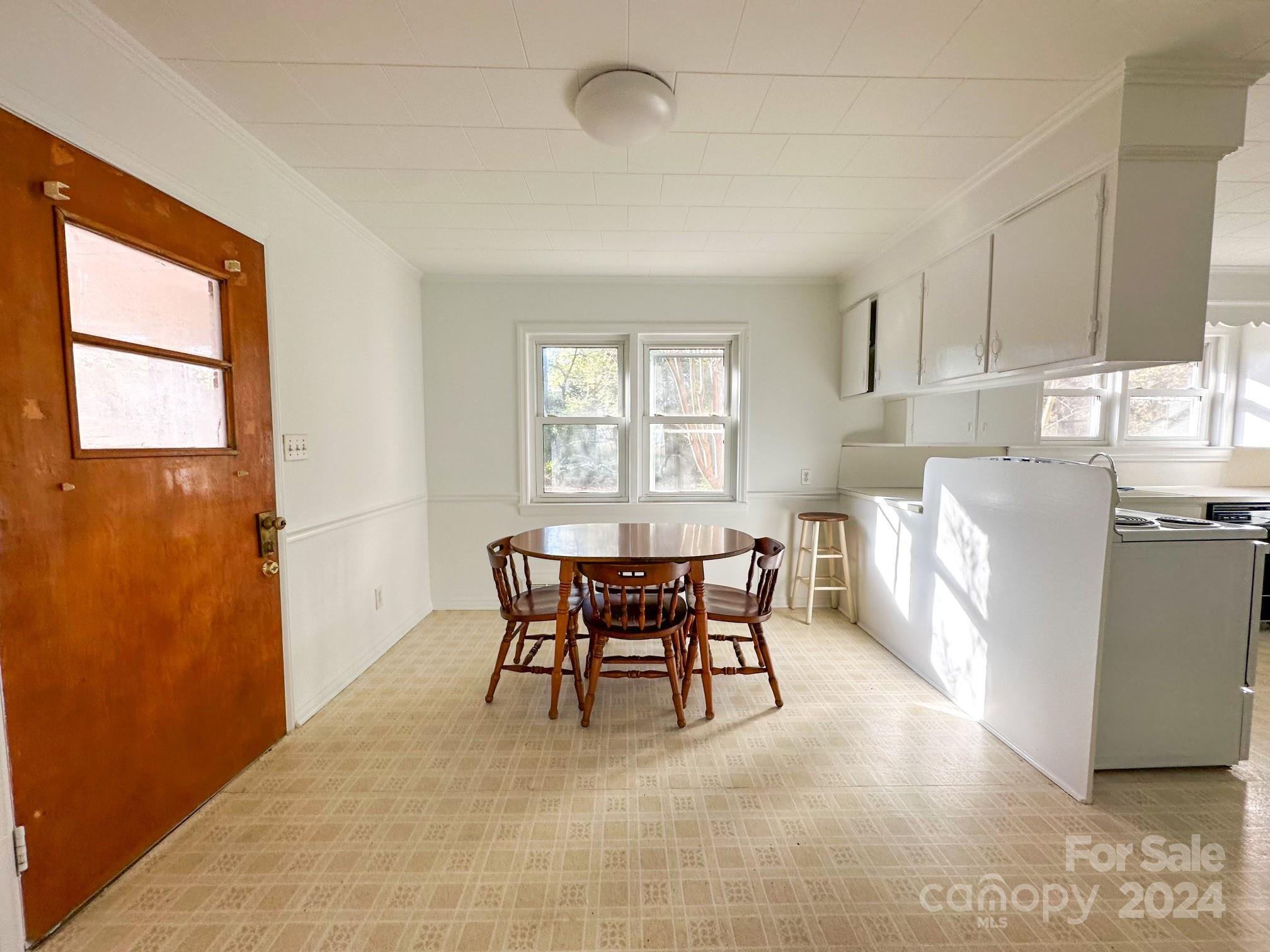 1415 Kingsley Drive