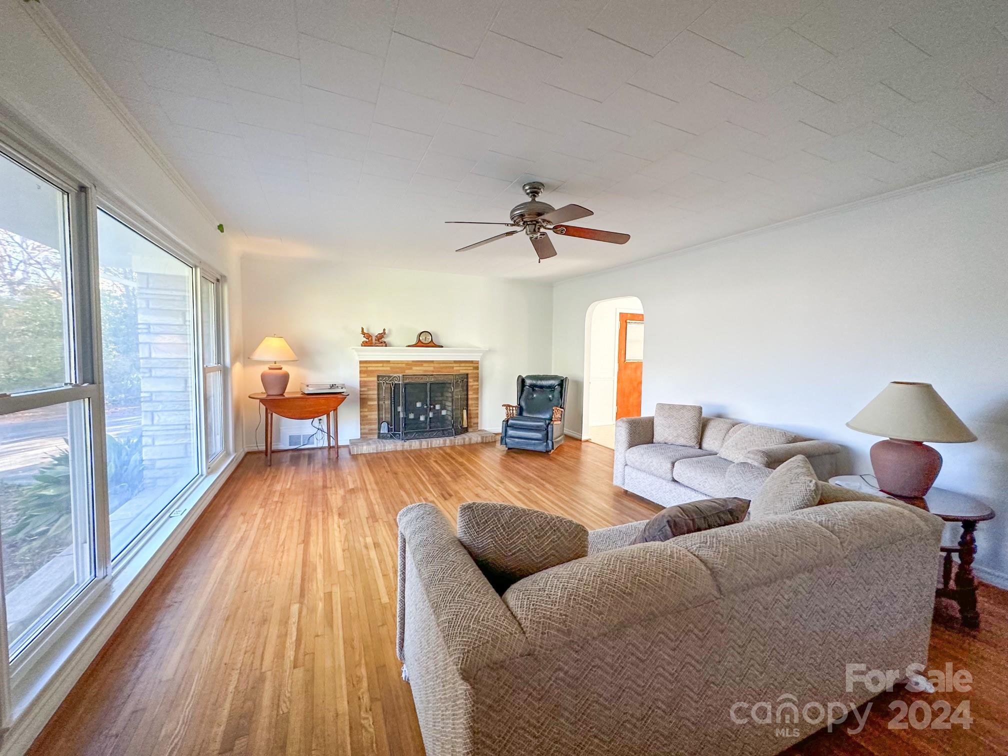 1415 Kingsley Drive