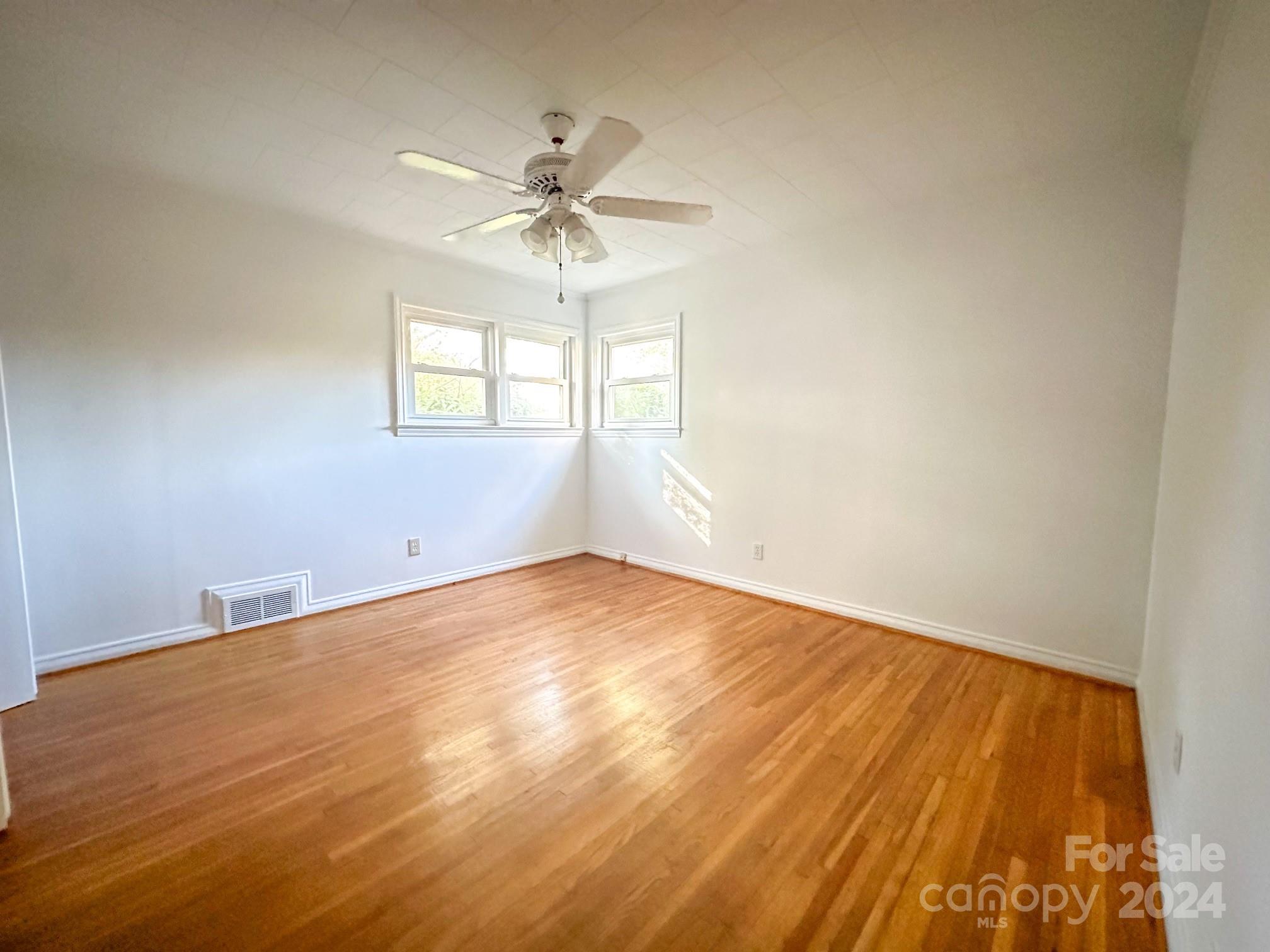 1415 Kingsley Drive