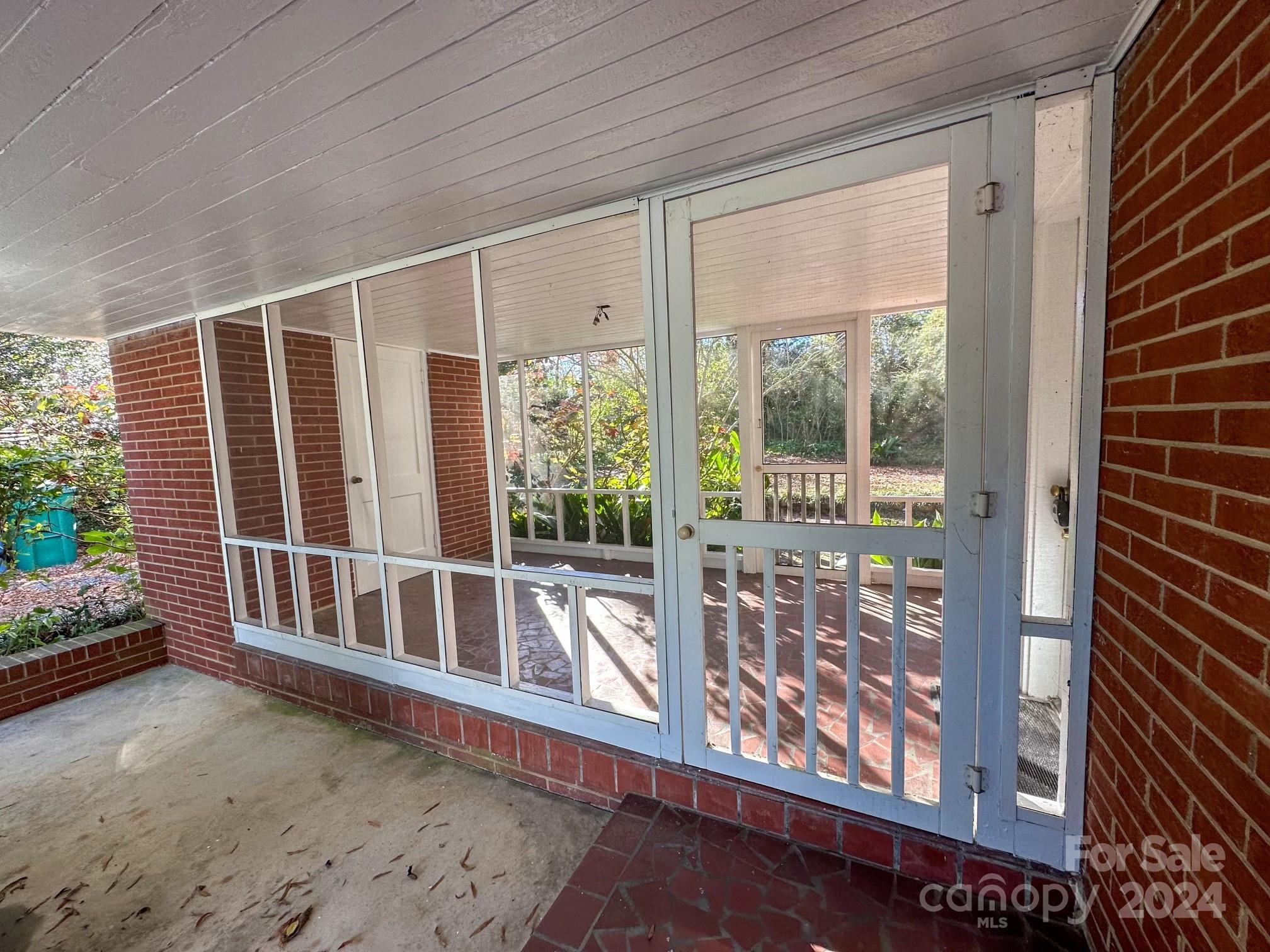 1415 Kingsley Drive