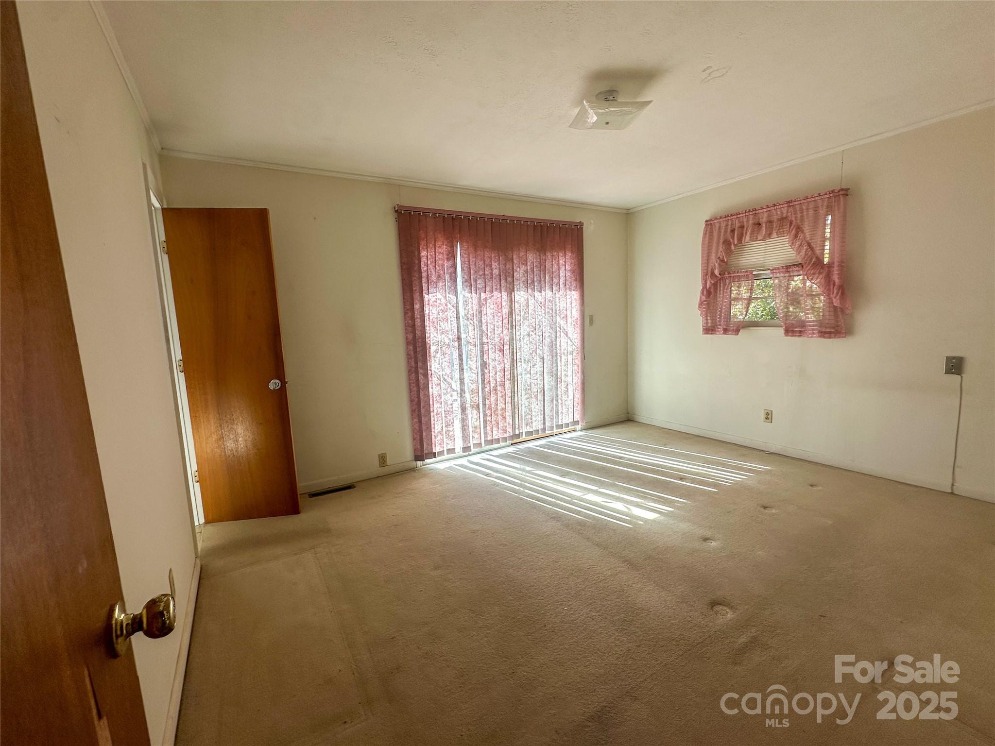 1910 Midwood Drive