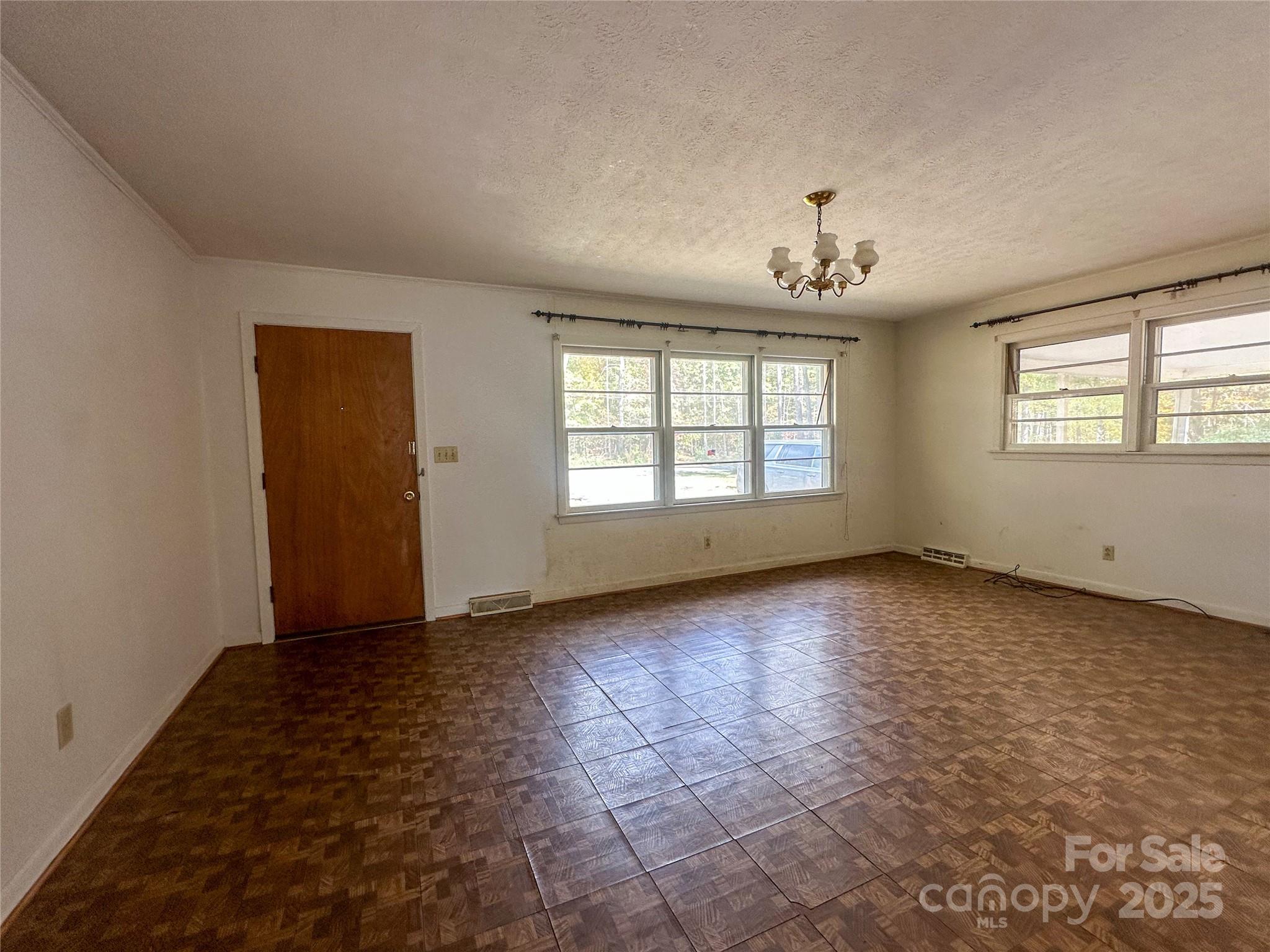 1910 Midwood Drive