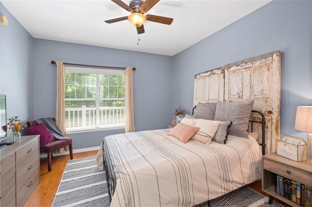 2700 PINE TREE Road NE Unit: 2212