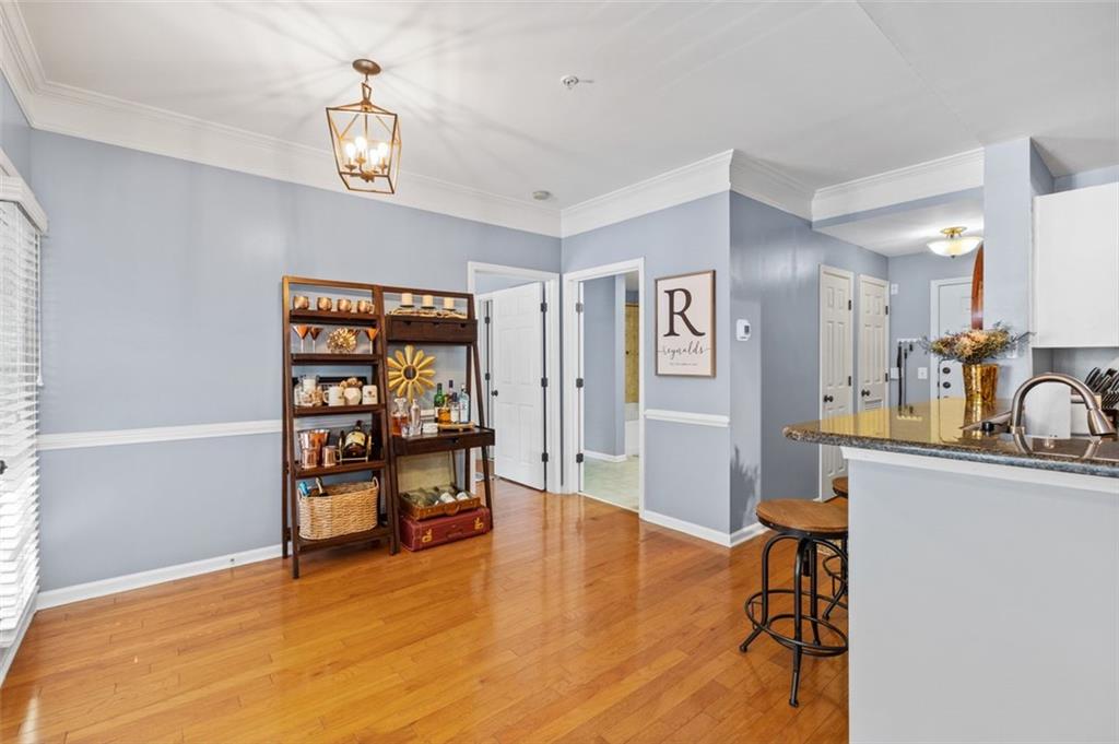 2700 PINE TREE Road NE Unit: 2212