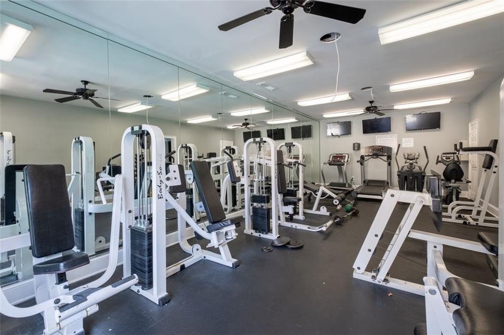 2700 PINE TREE Road NE Unit: 2212