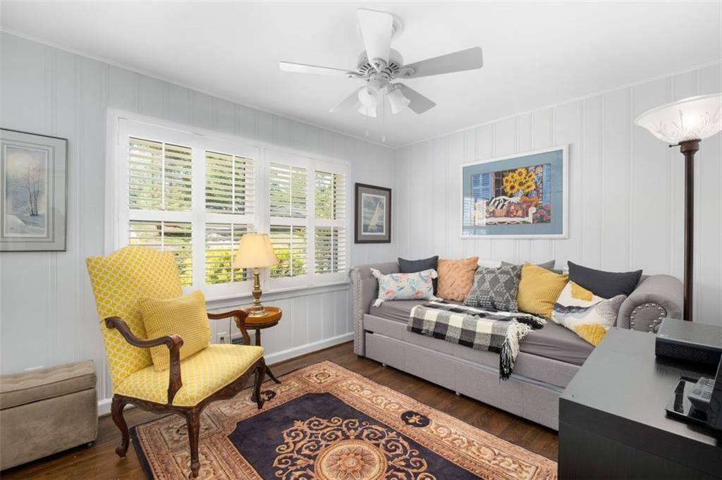 455 WINDSOR Parkway