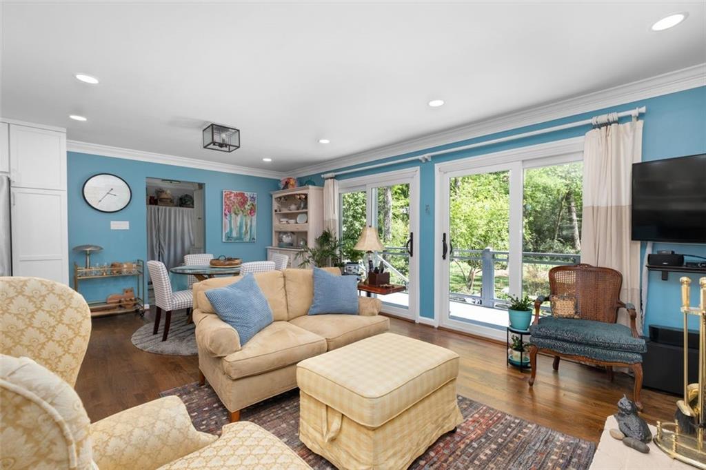 455 WINDSOR Parkway